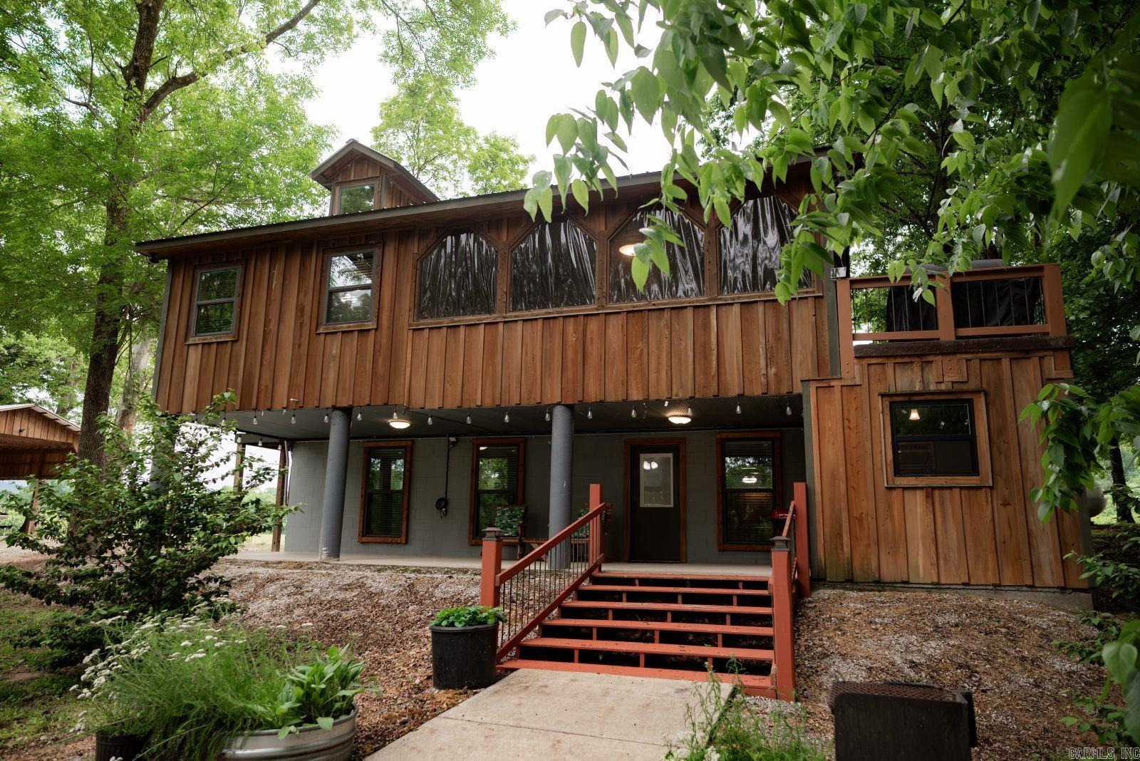 YORKTOWN - Residential