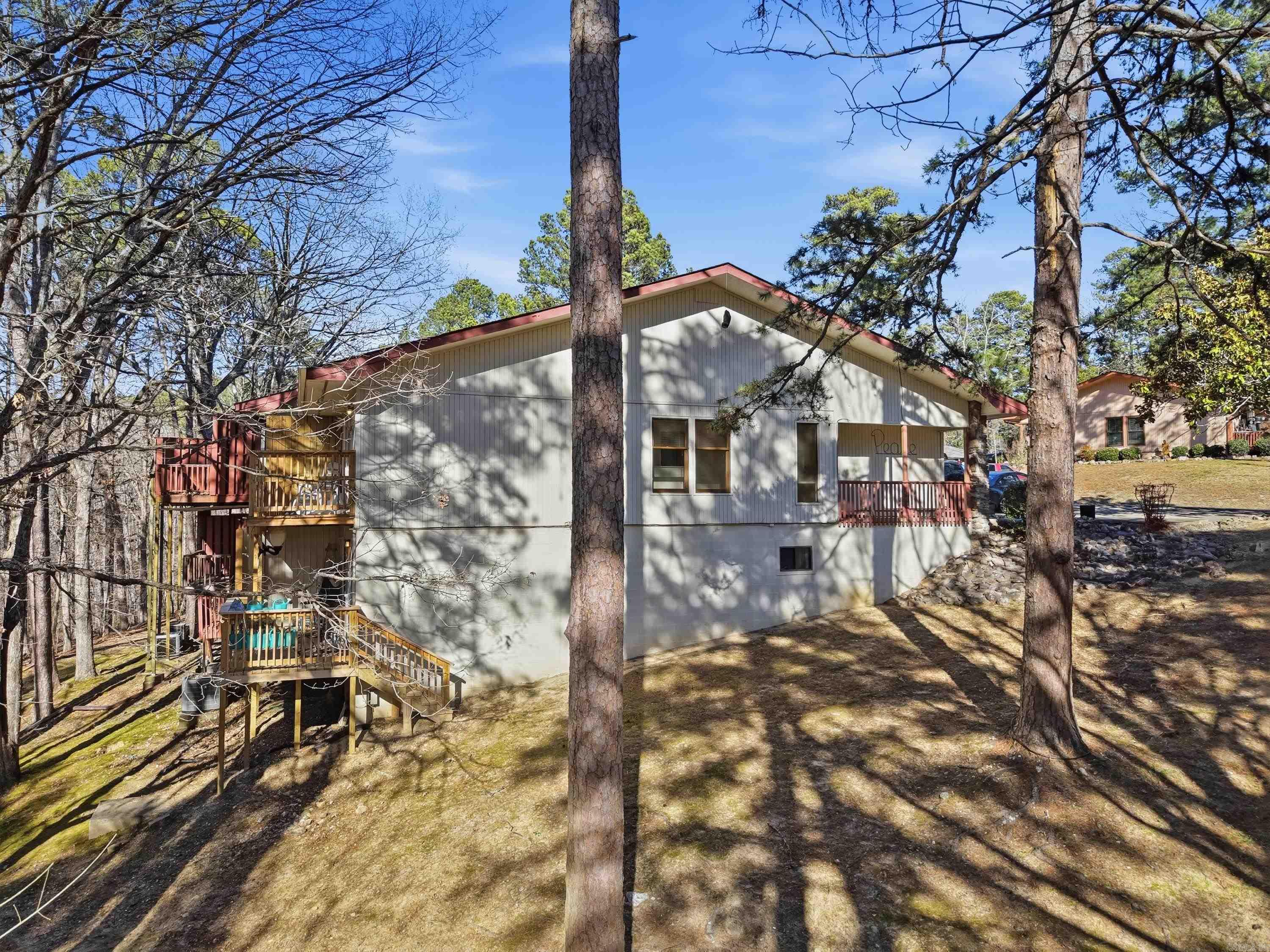 Madrid Courts - Residential