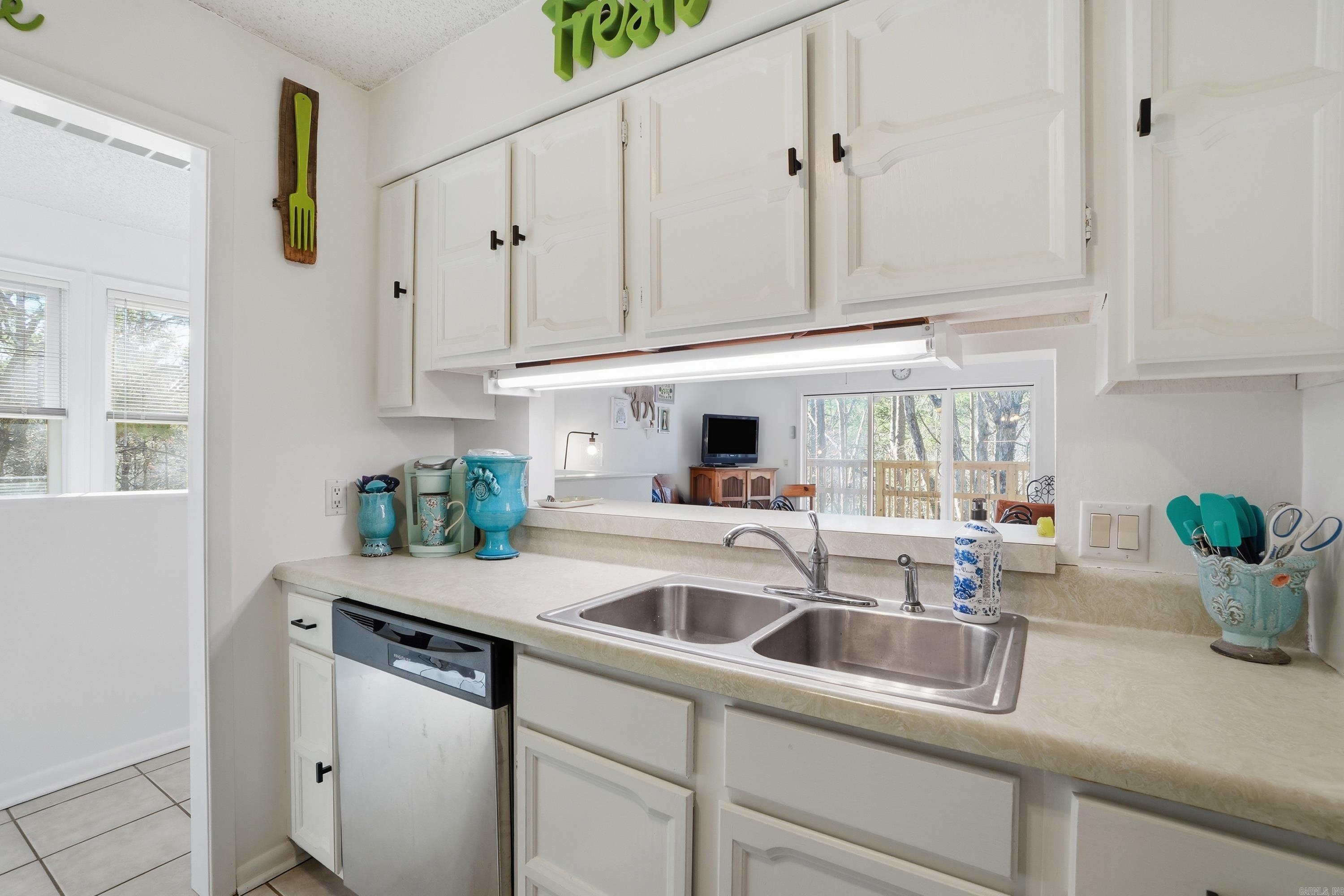 Madrid Courts - Residential