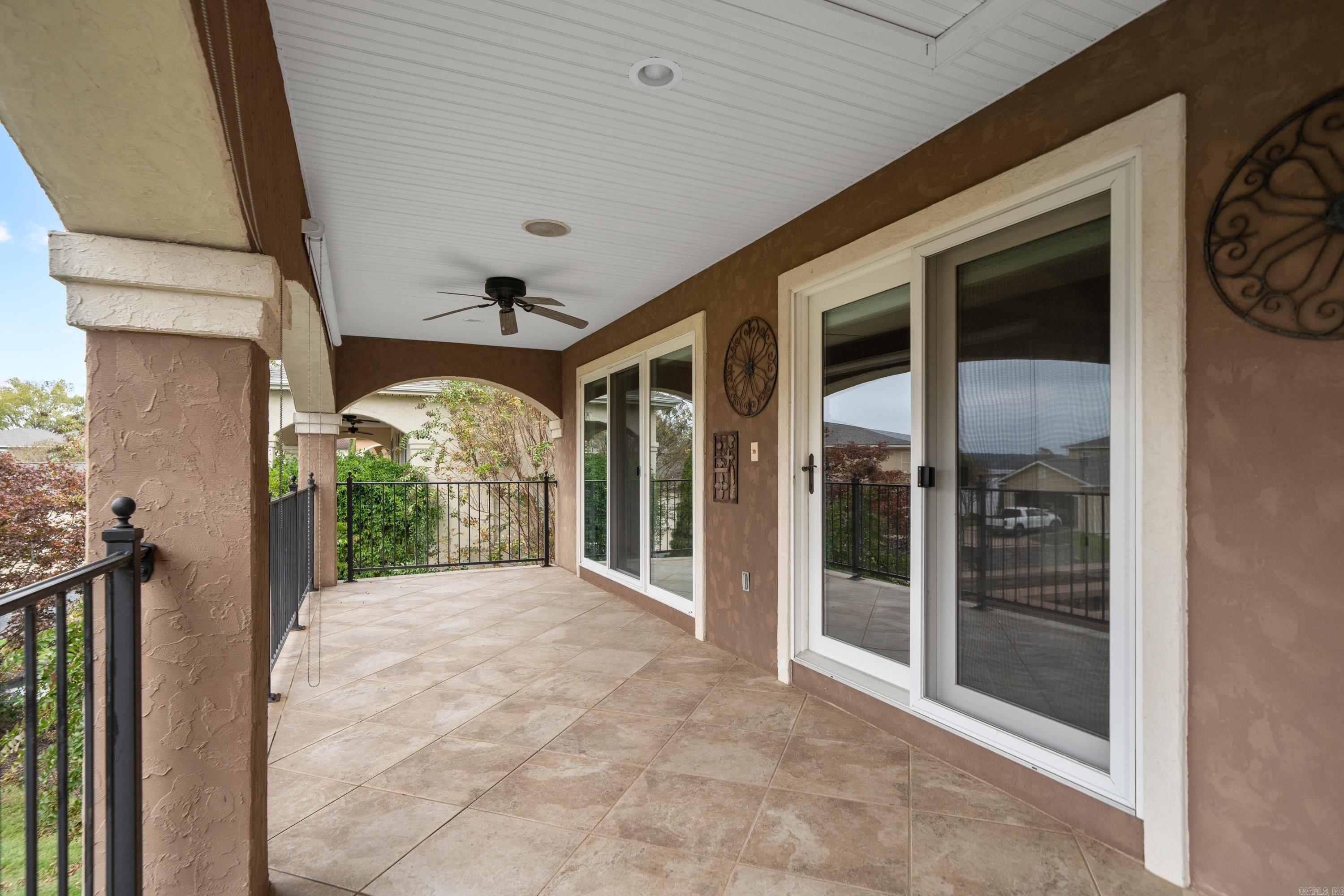 FARRS LANDING VILLAS - Residential