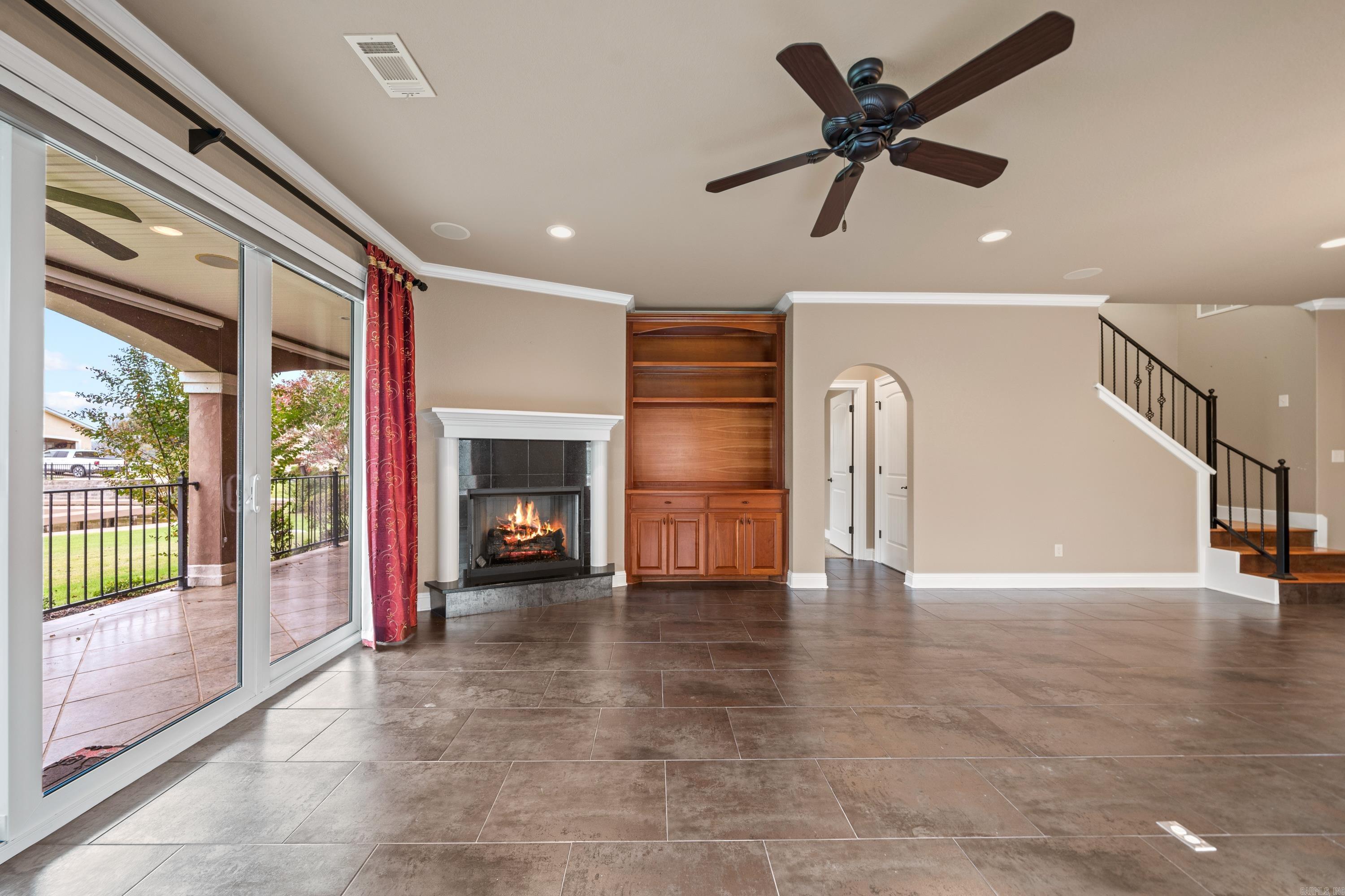 FARRS LANDING VILLAS - Residential