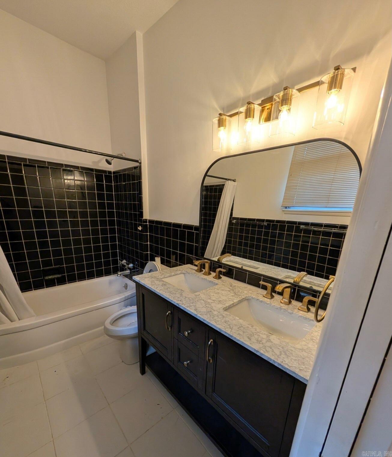 nil - Residential Lease