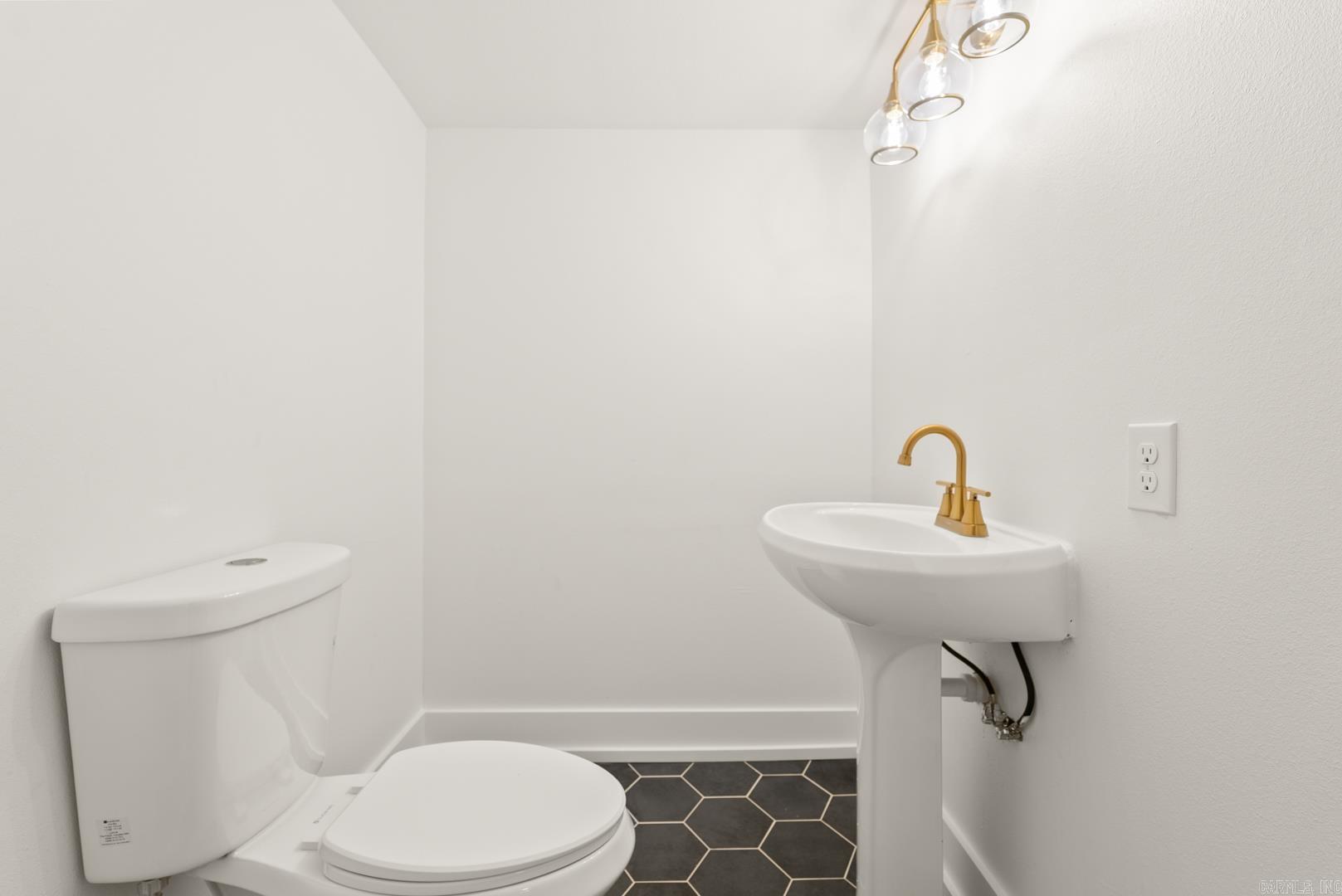 EAST PALISADES - Residential