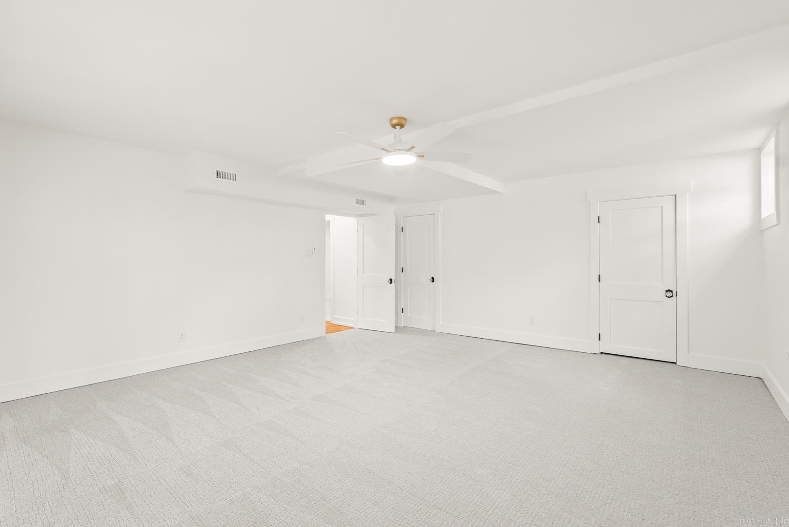 EAST PALISADES - Residential