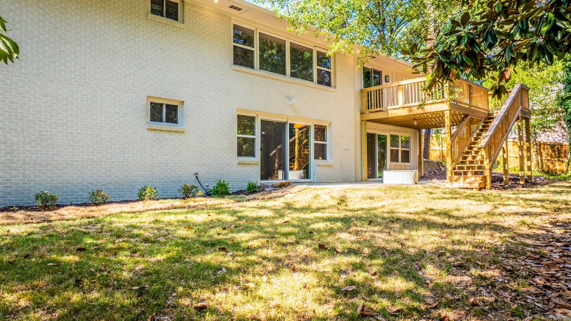 EAST PALISADES - Residential