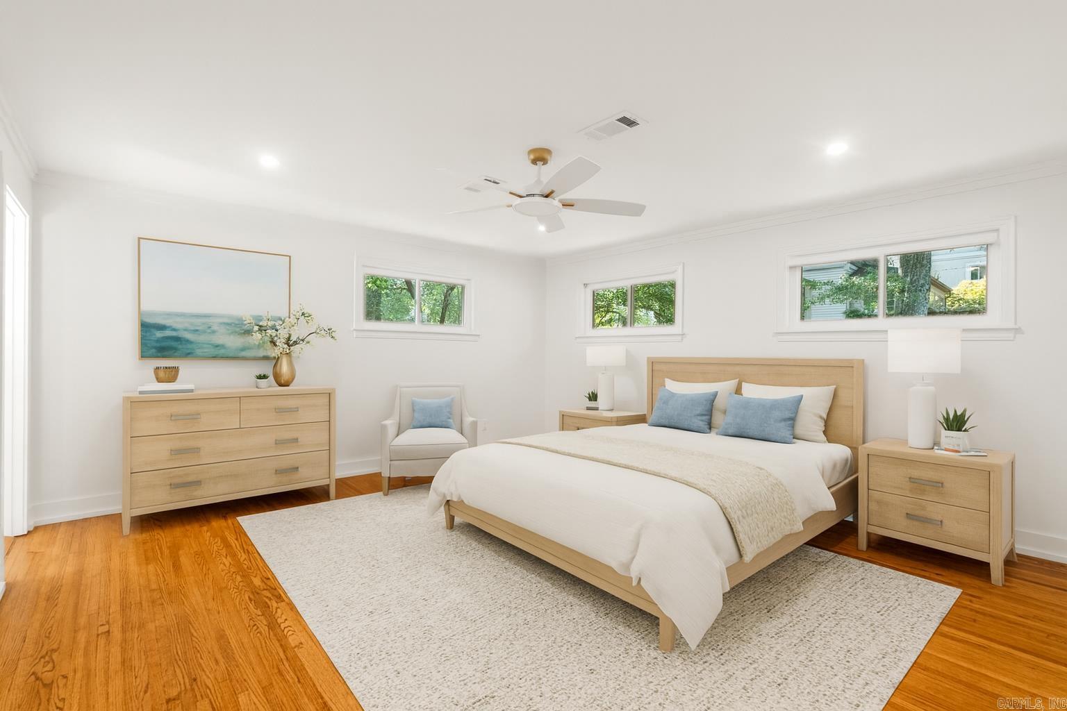 EAST PALISADES - Residential