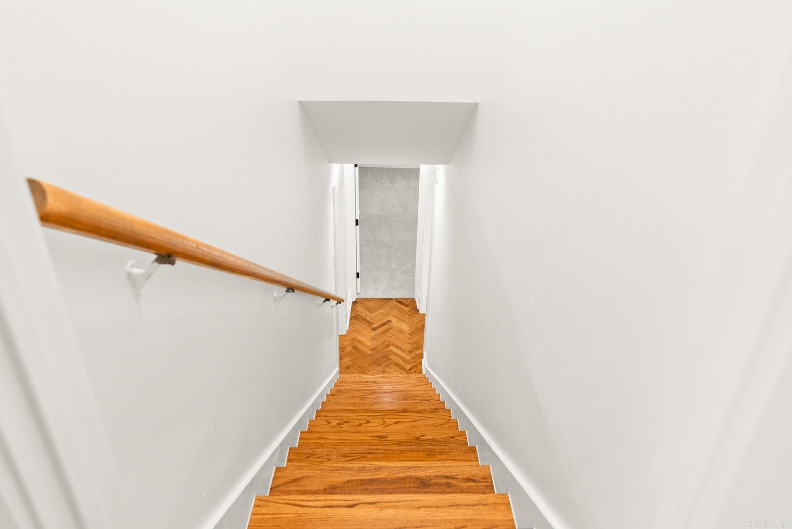 EAST PALISADES - Residential