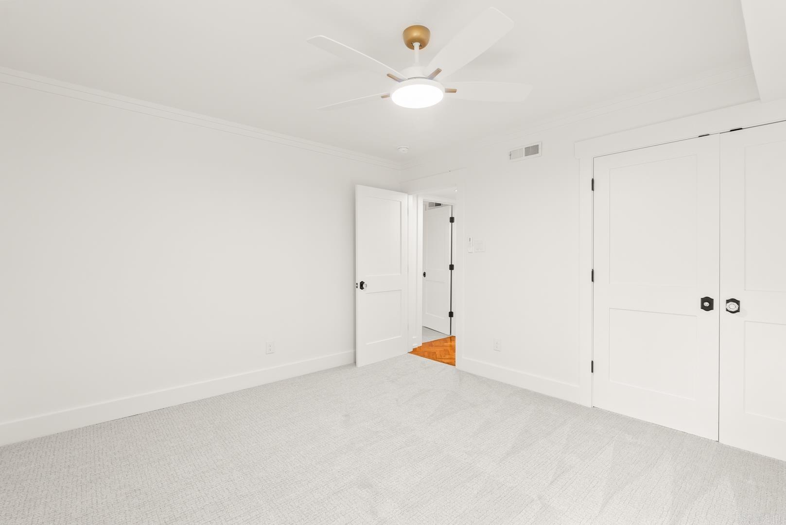 EAST PALISADES - Residential