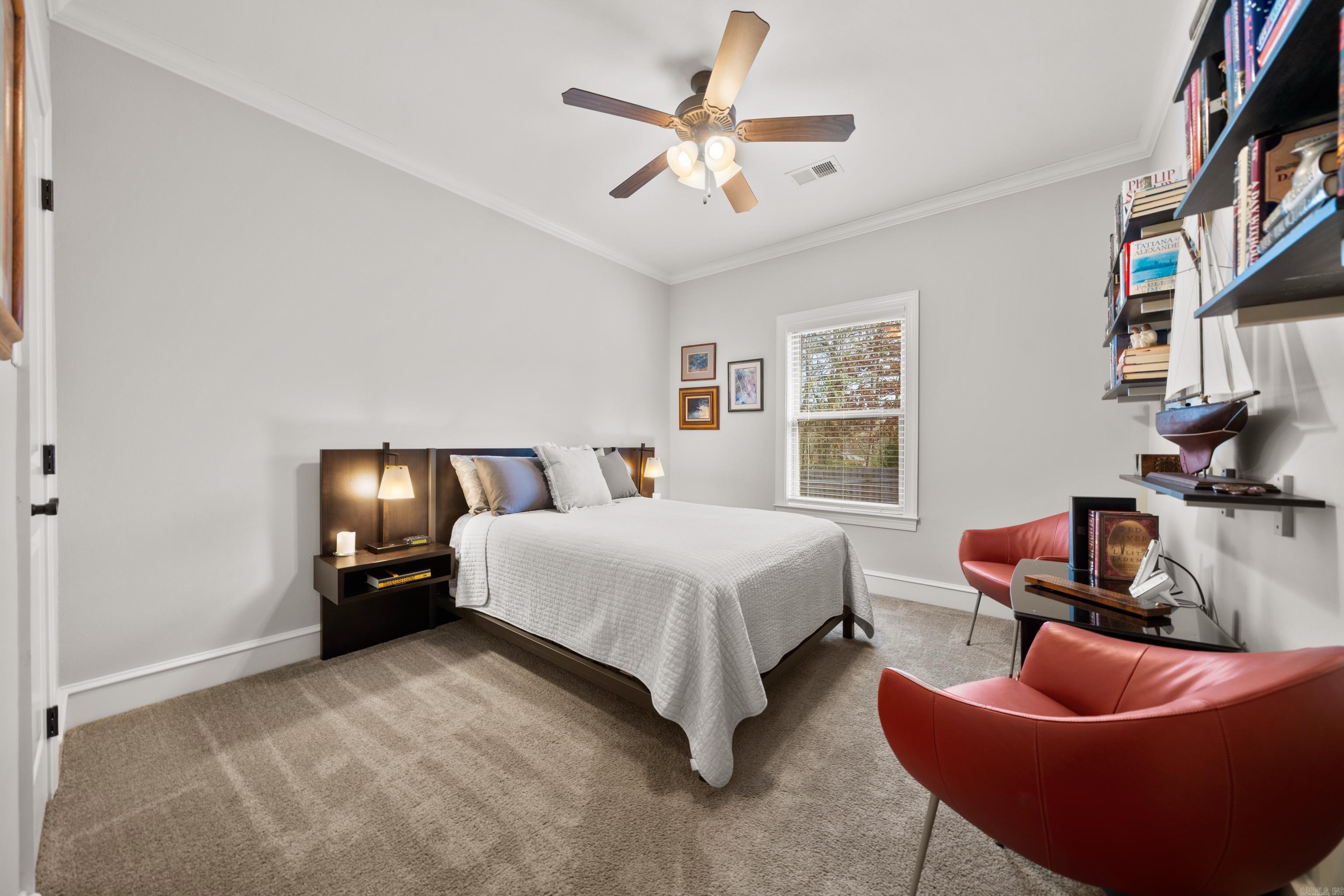 EAGLE ROCK - Residential