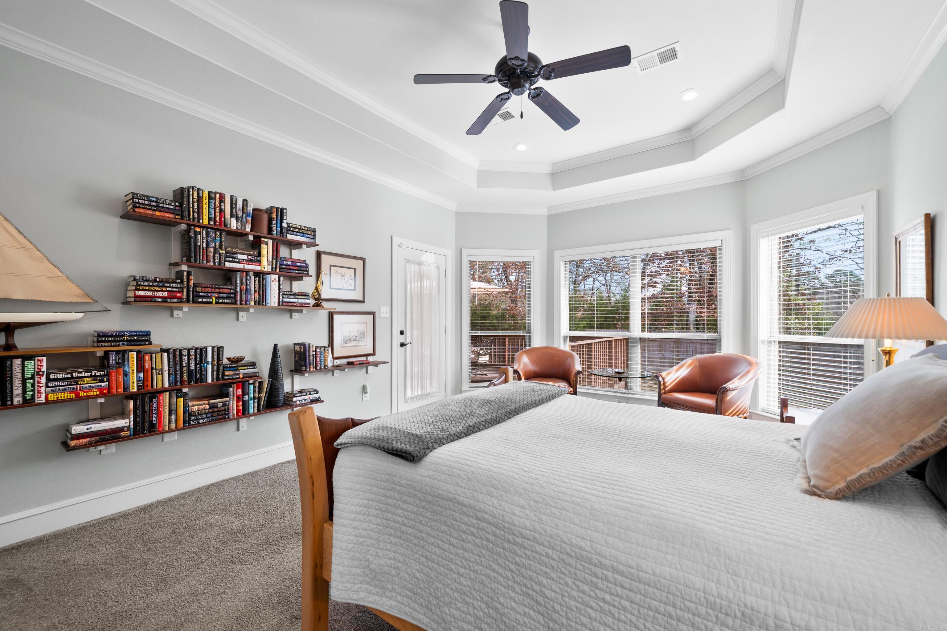 EAGLE ROCK - Residential