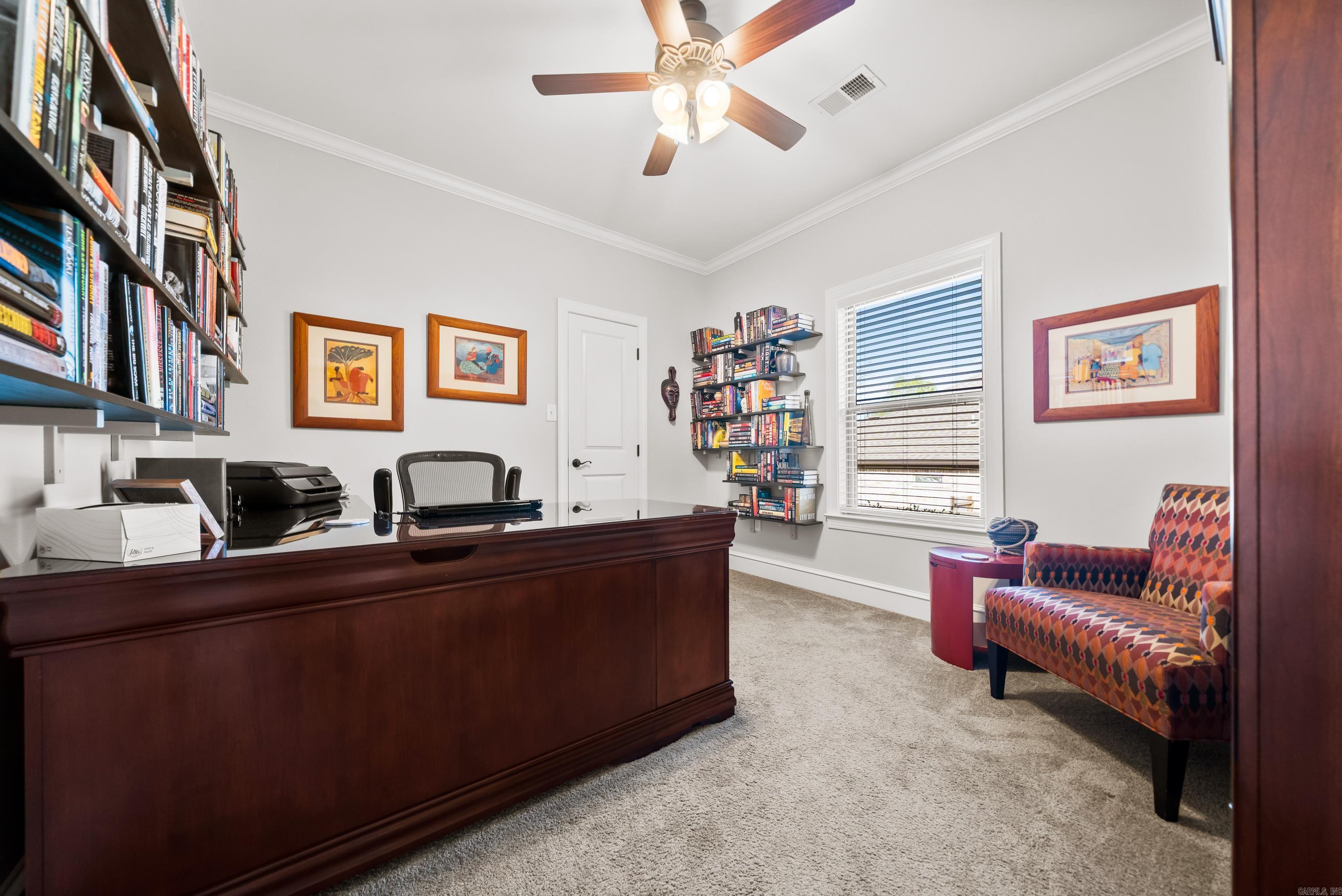 EAGLE ROCK - Residential