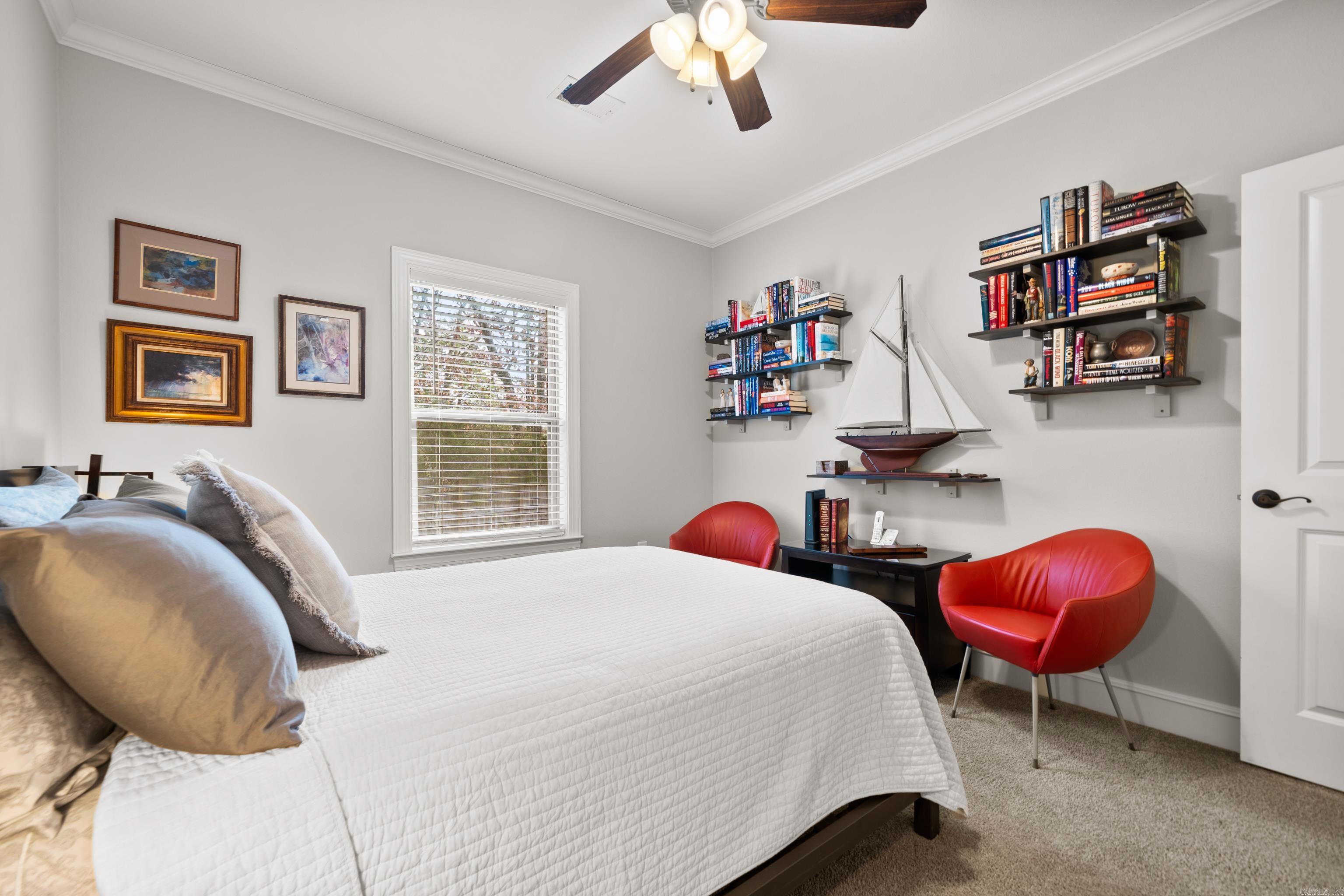 EAGLE ROCK - Residential