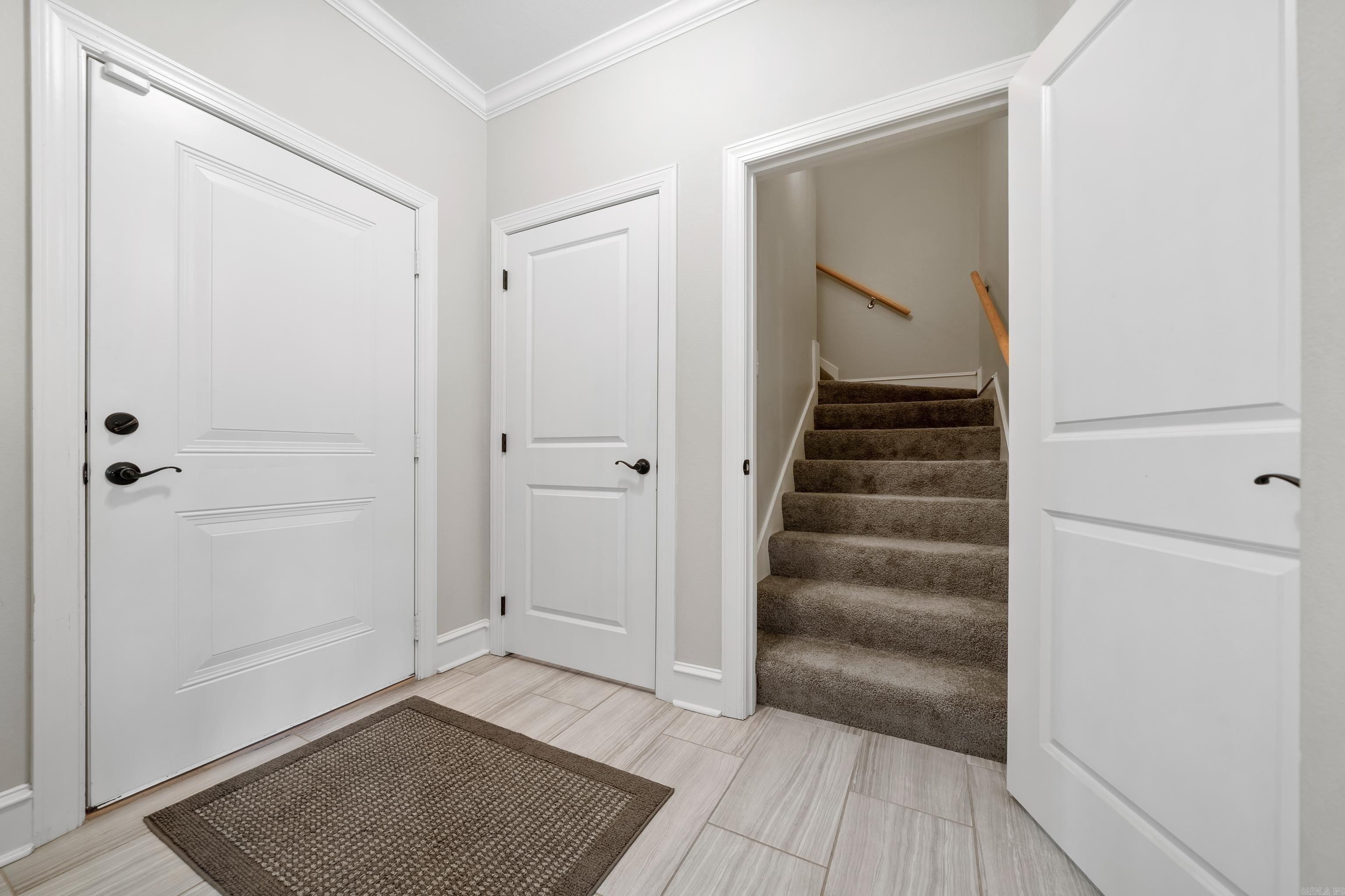 EAGLE ROCK - Residential