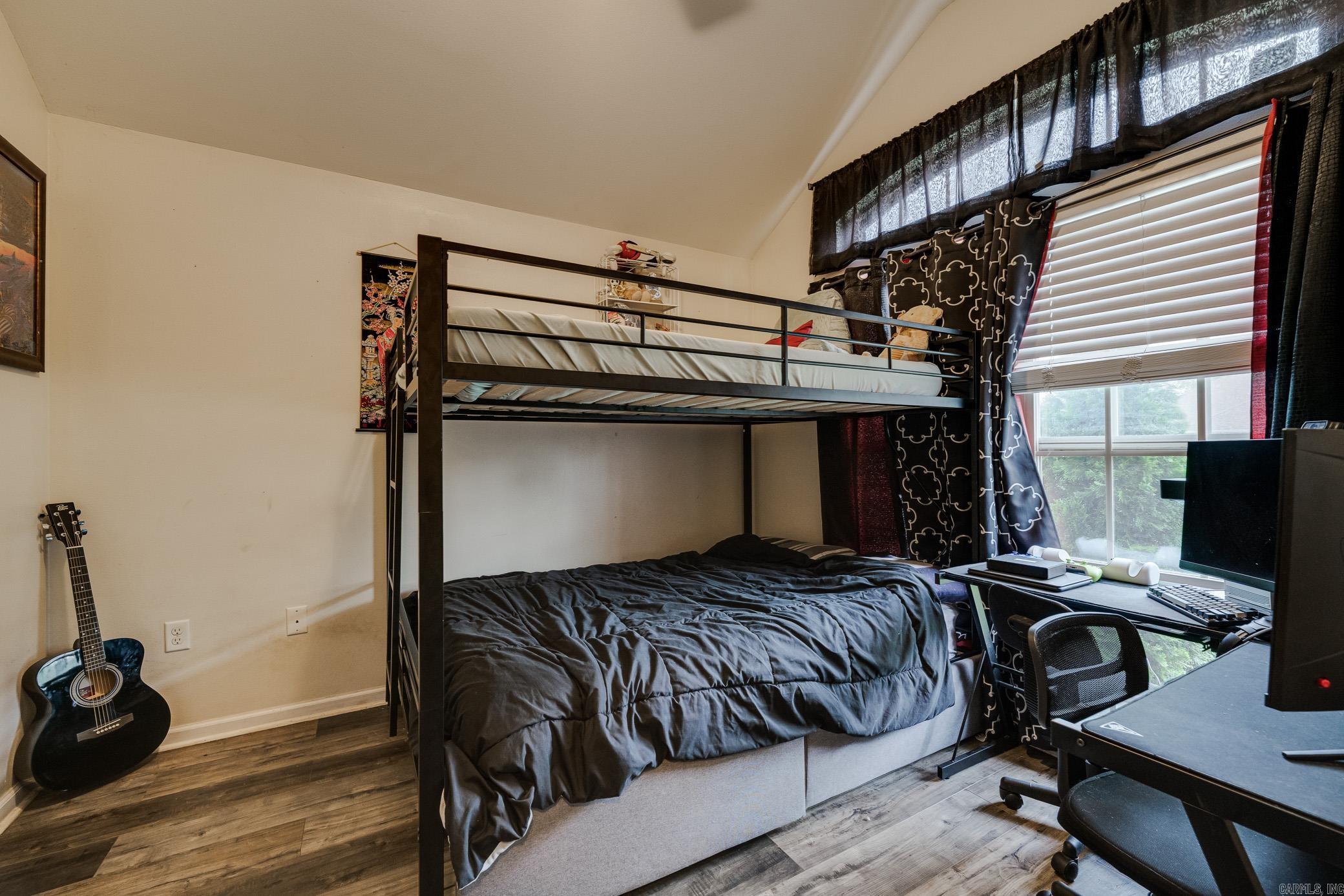 ALLI'S PLACE - Residential