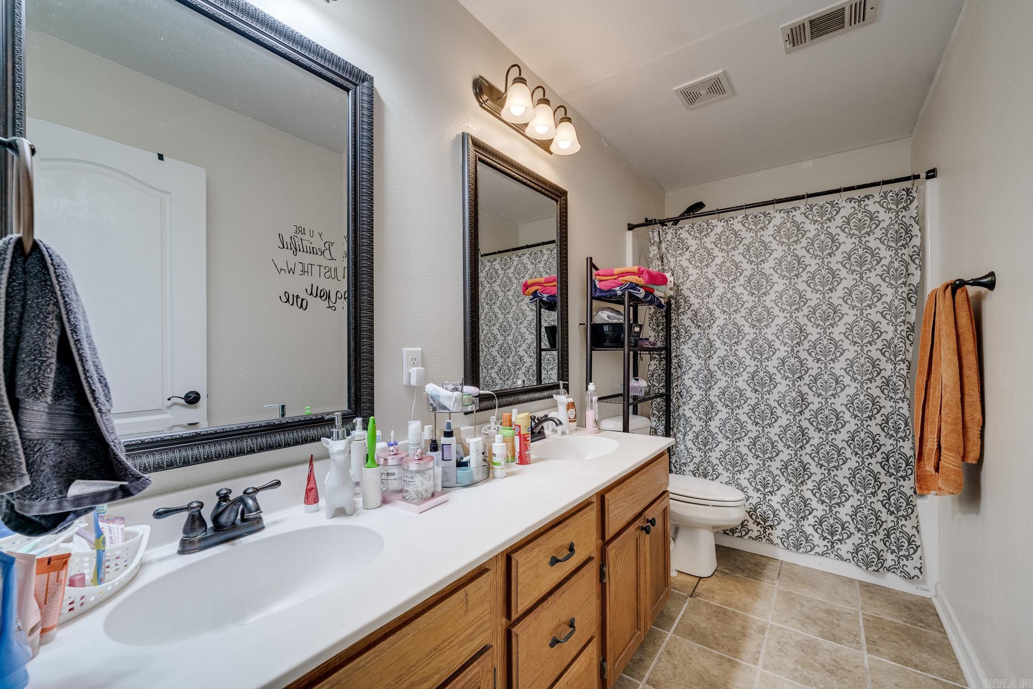 ALLI'S PLACE - Residential