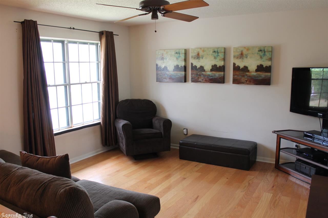 BEVERLY HILLS - Residential