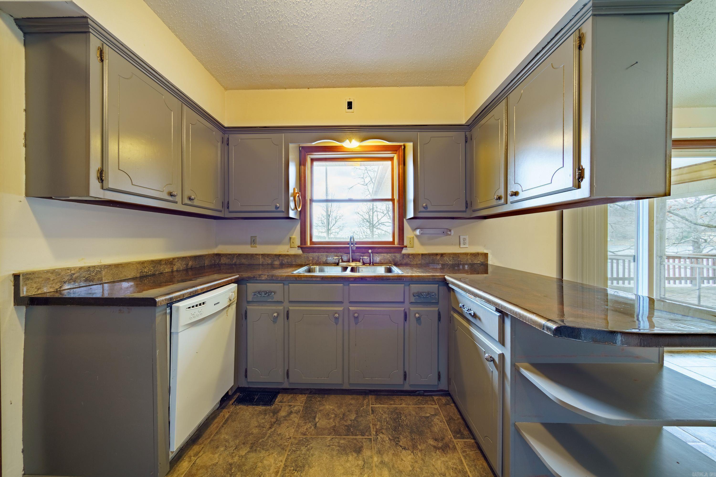 DIAMOND COVE - Residential