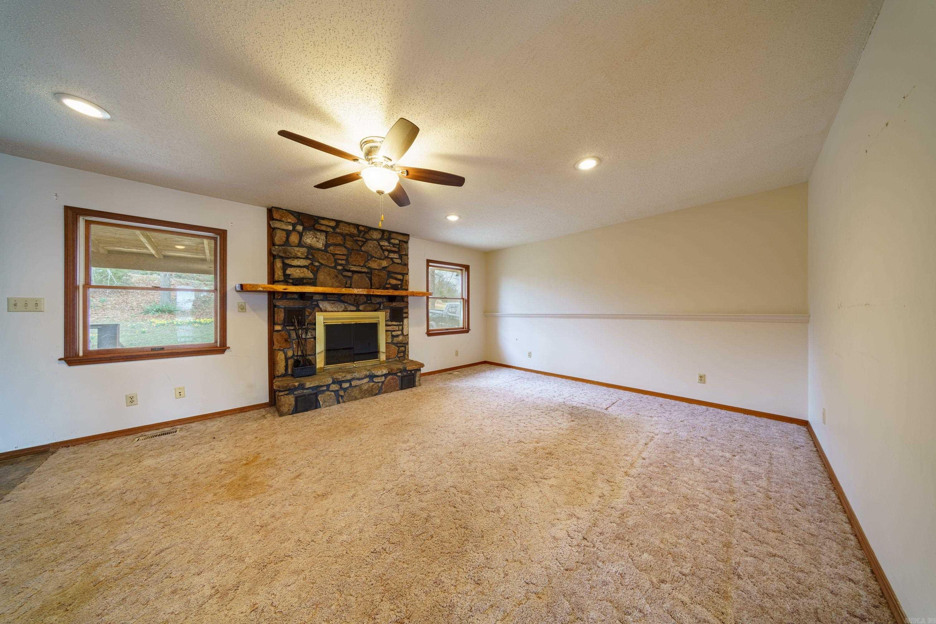 DIAMOND COVE - Residential