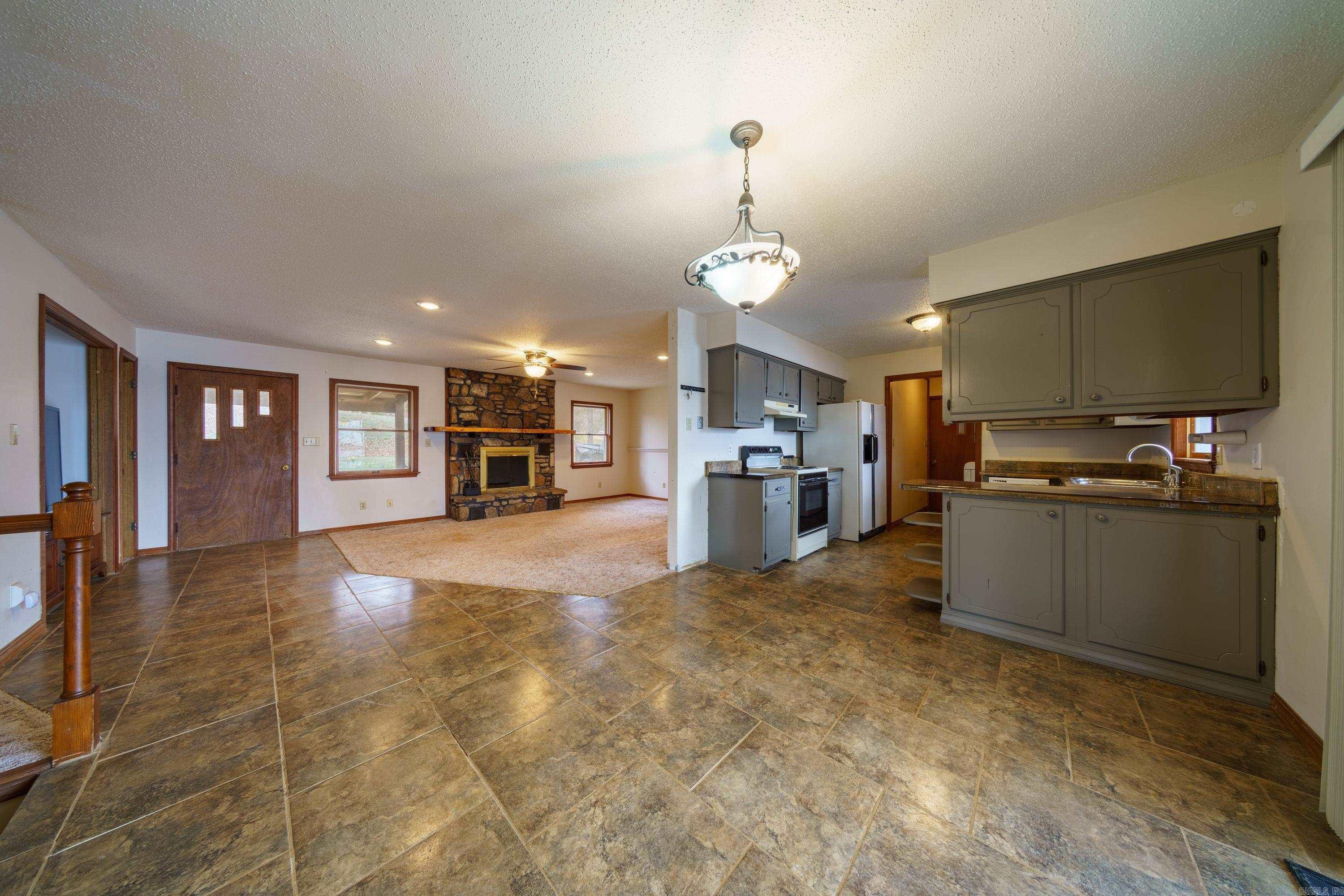 DIAMOND COVE - Residential