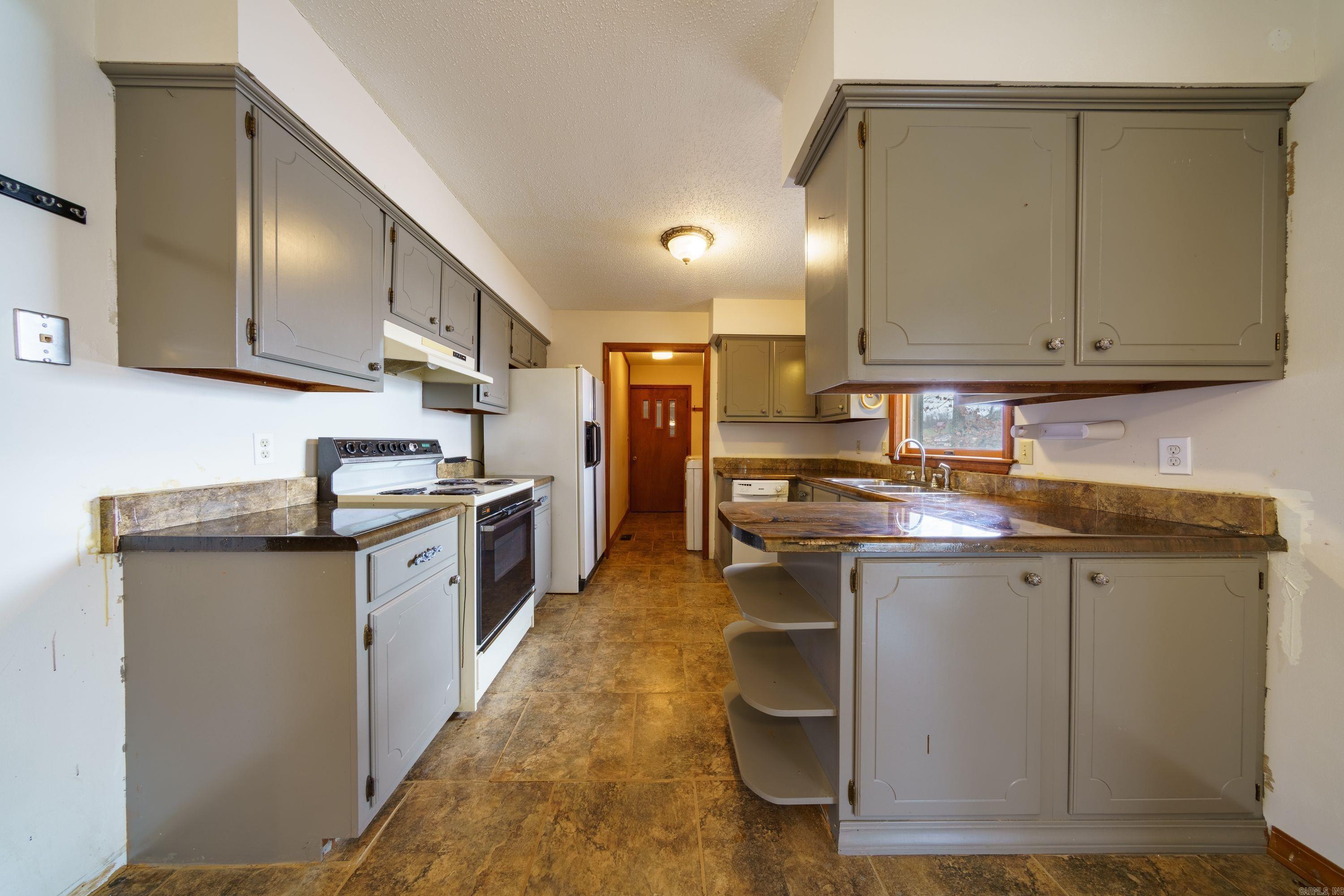 DIAMOND COVE - Residential