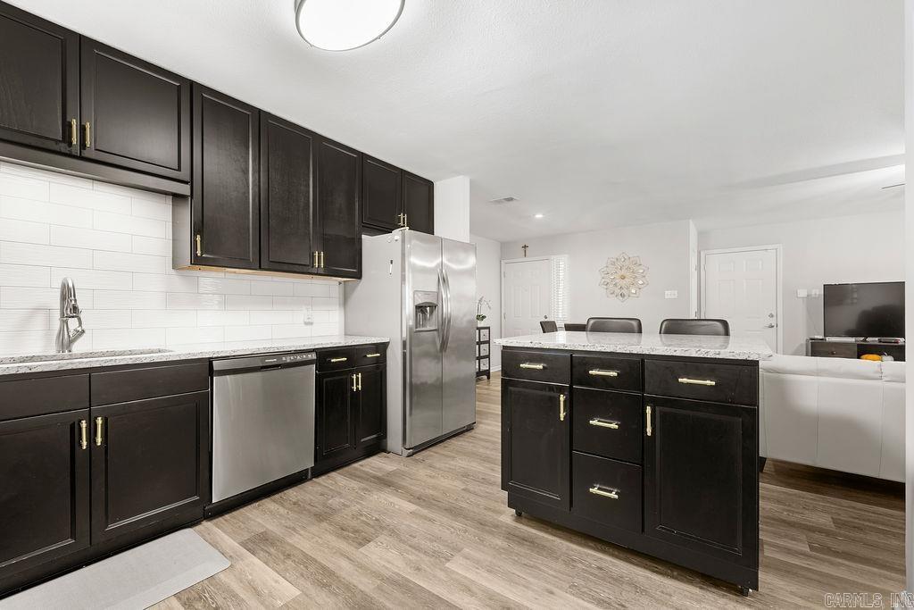 HOLLY HILLS ESTATE - Residential