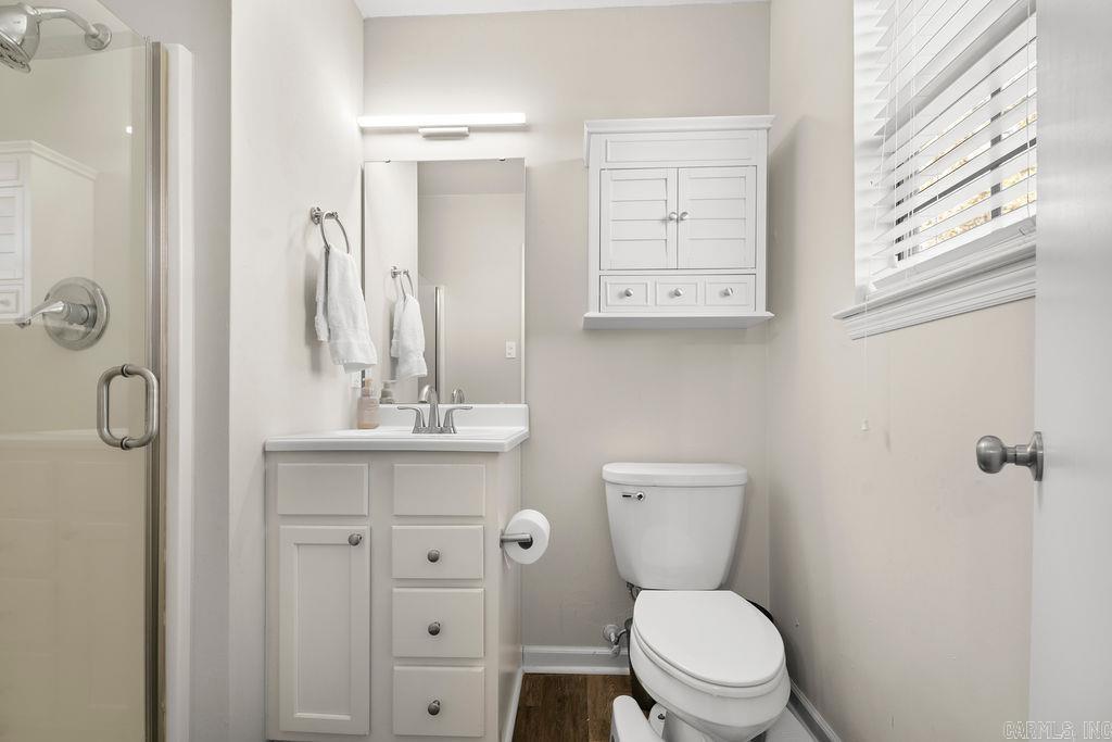 HOLLY HILLS ESTATE - Residential