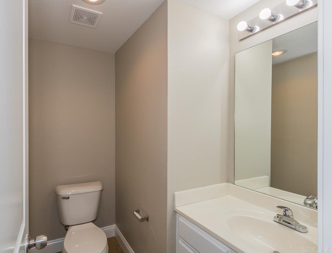 CAMRY COURT - Residential Lease