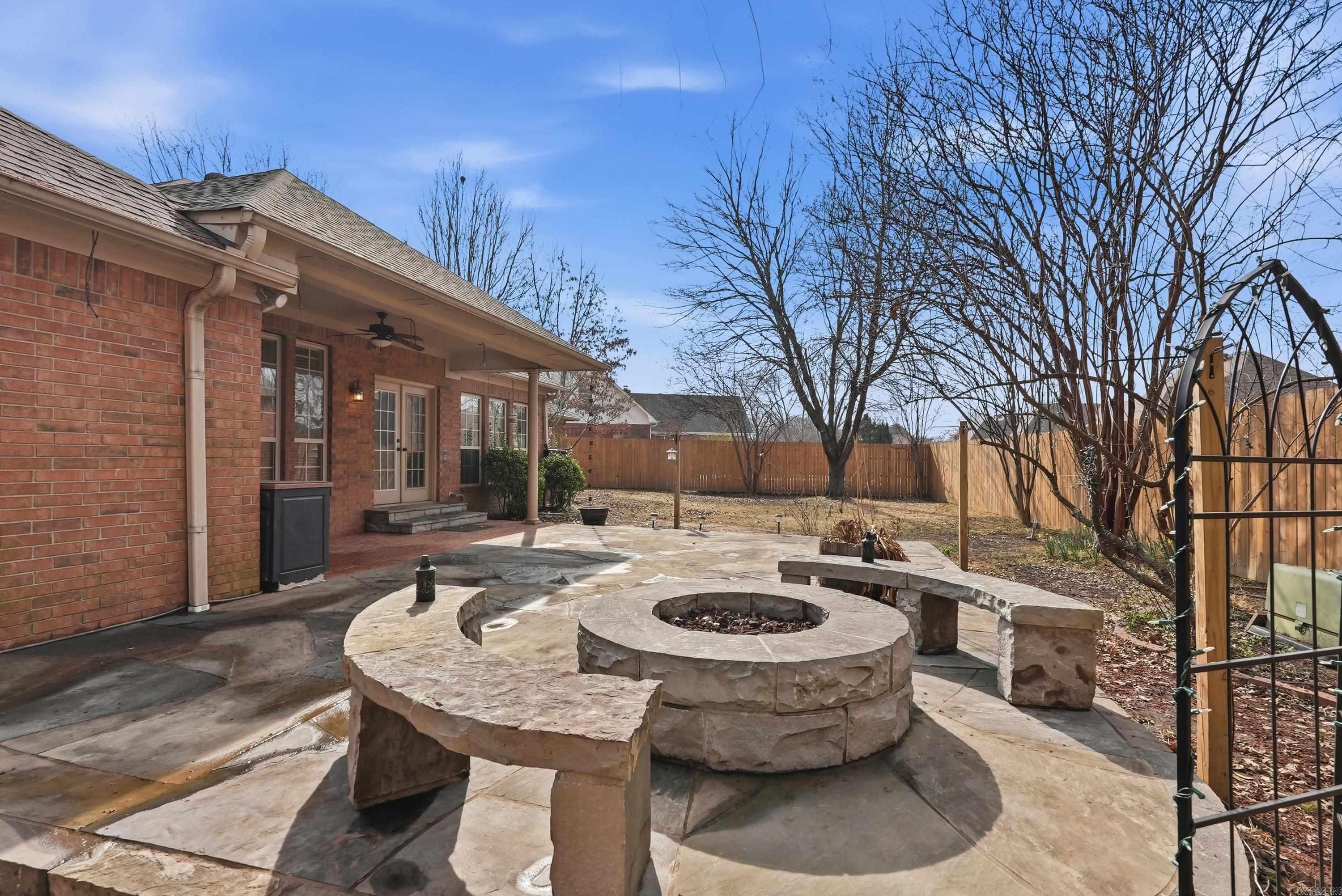 Royal Oaks - Residential