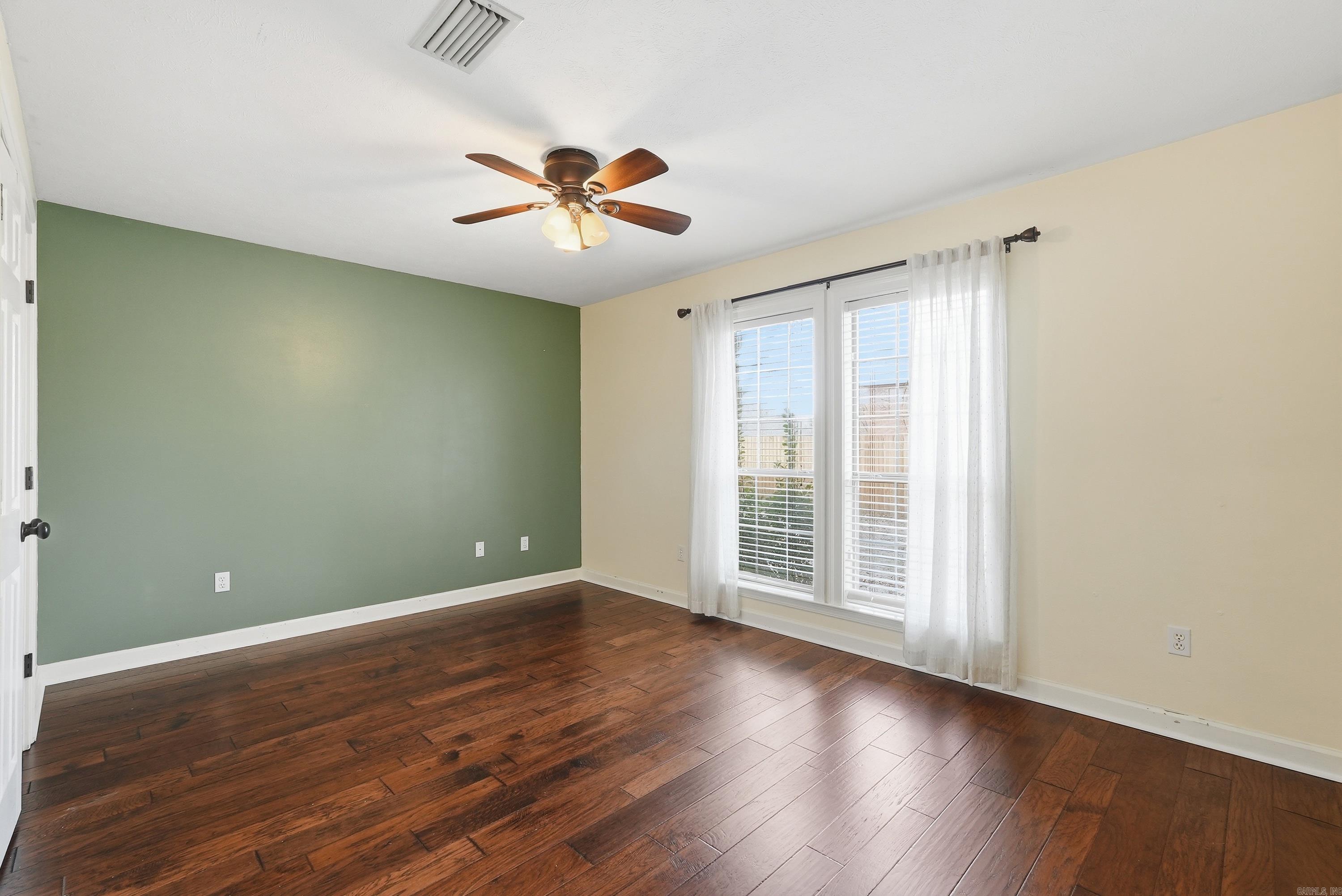 Royal Oaks - Residential