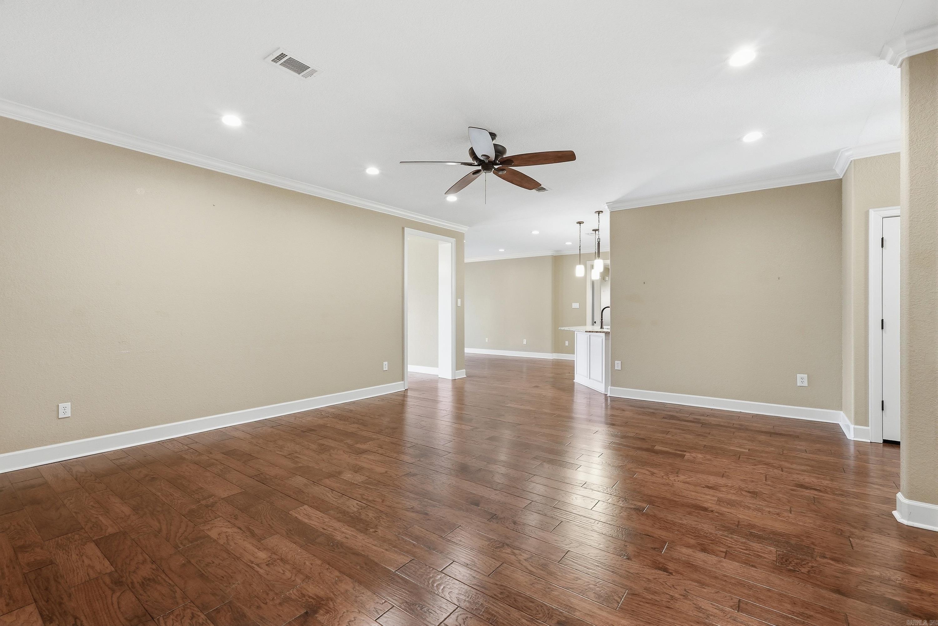 Royal Oaks - Residential