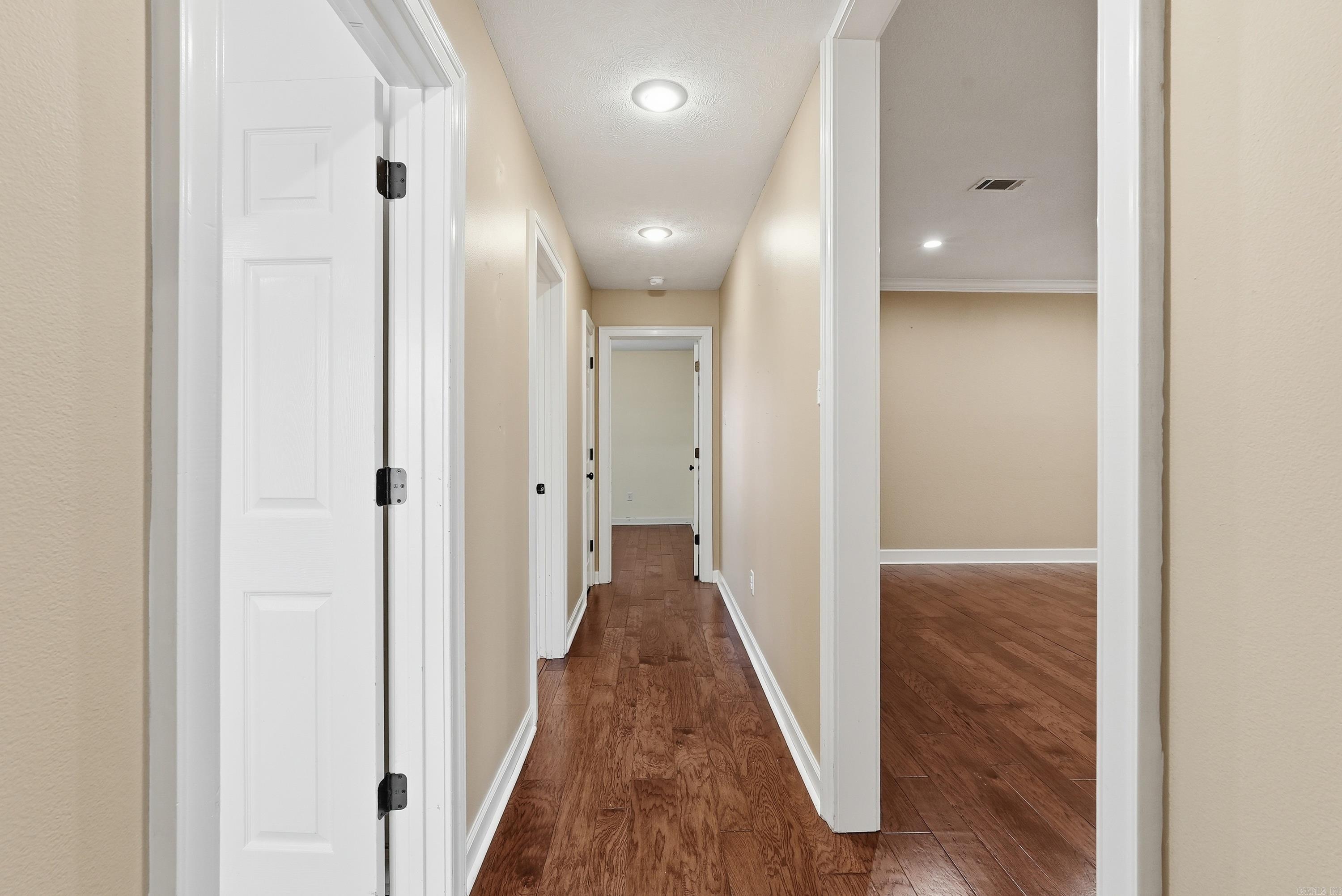 Royal Oaks - Residential