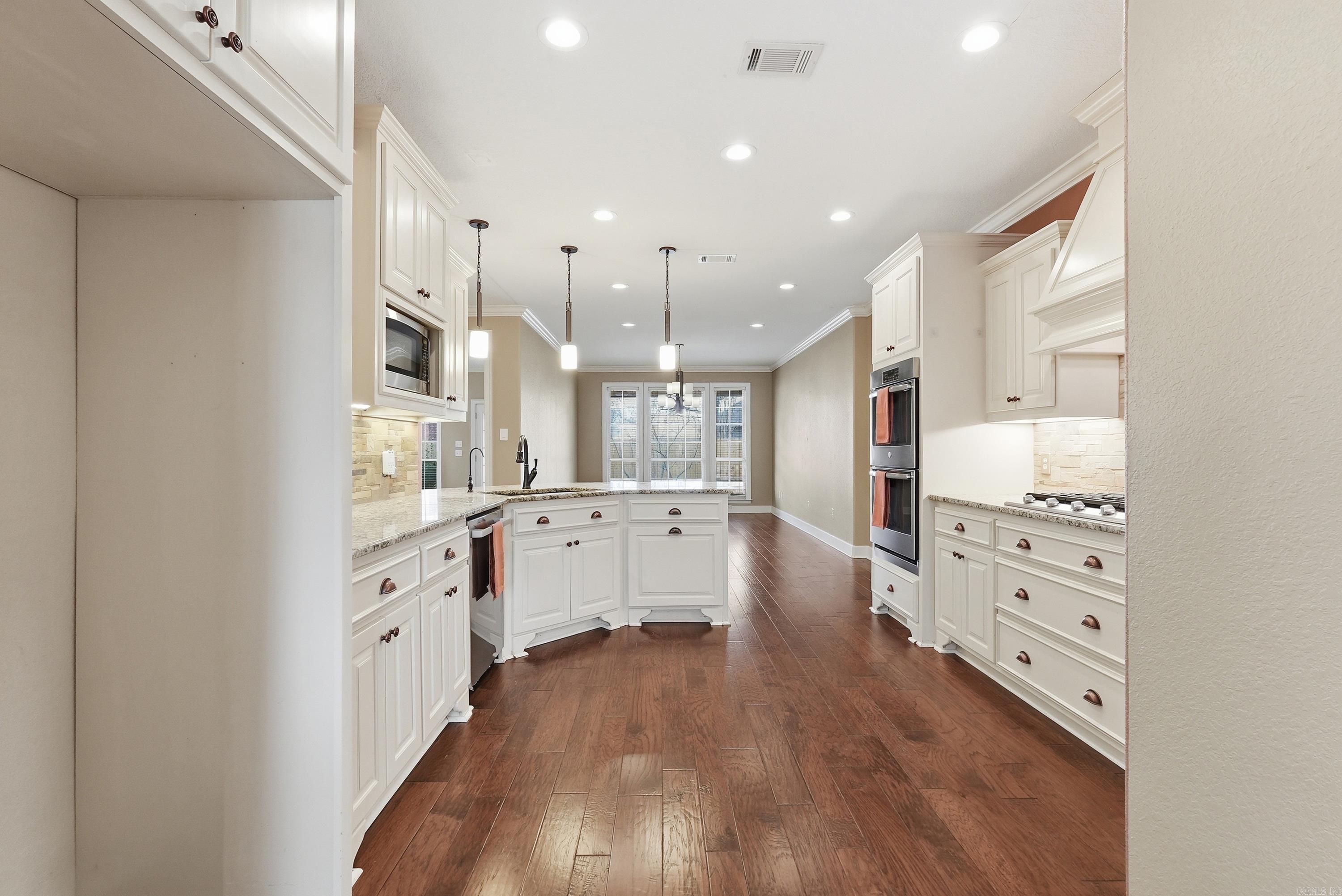 Royal Oaks - Residential