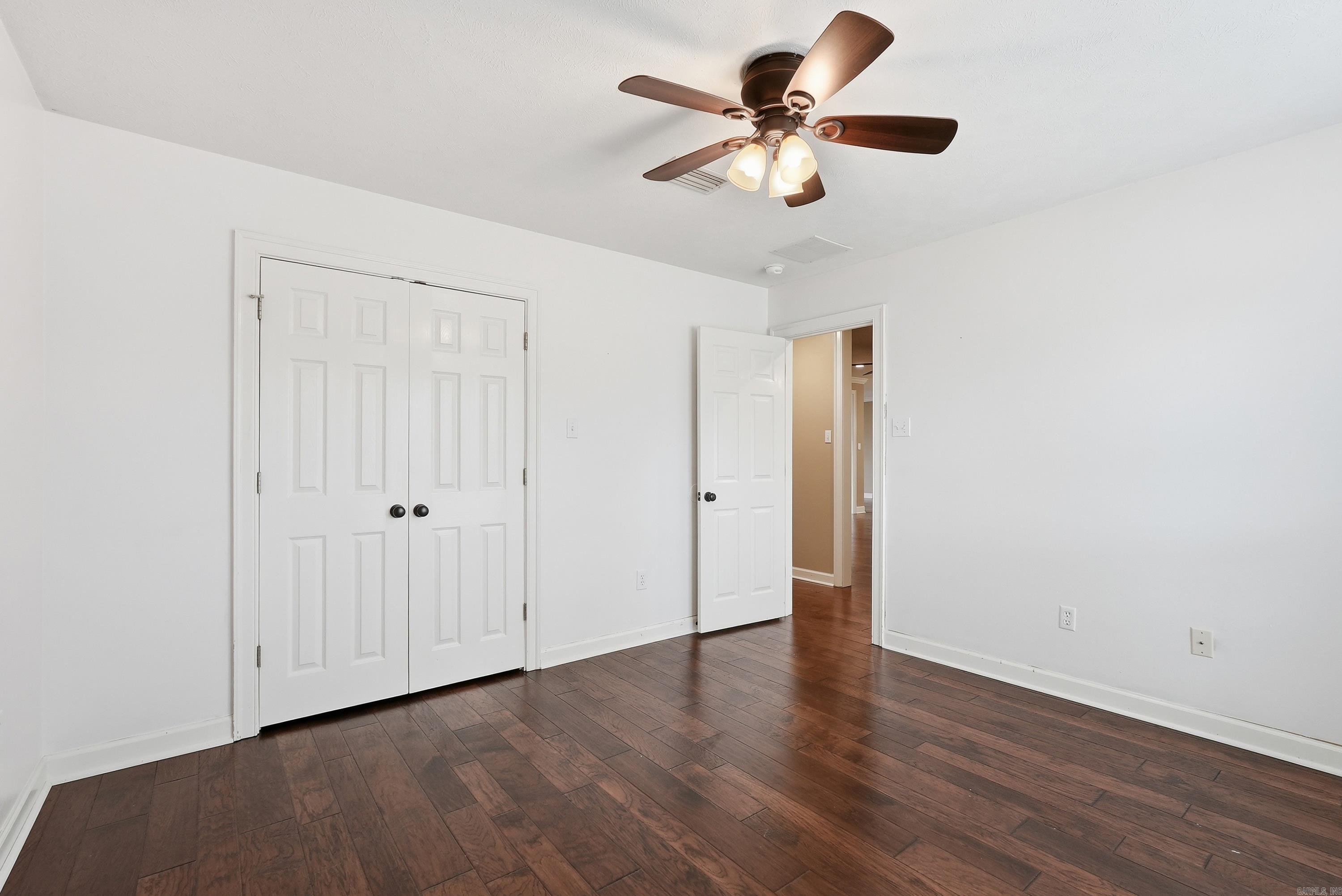 Royal Oaks - Residential