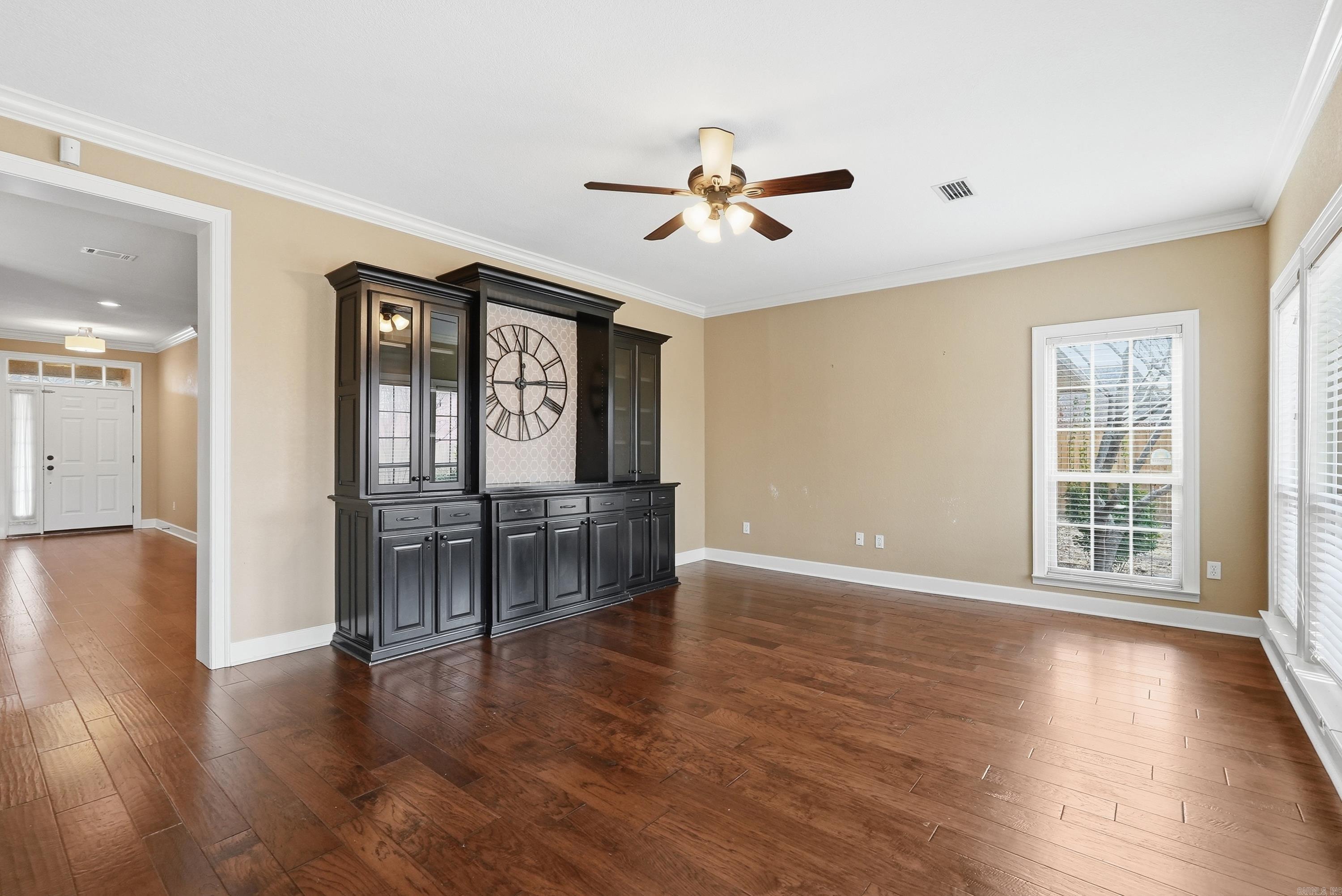 Royal Oaks - Residential