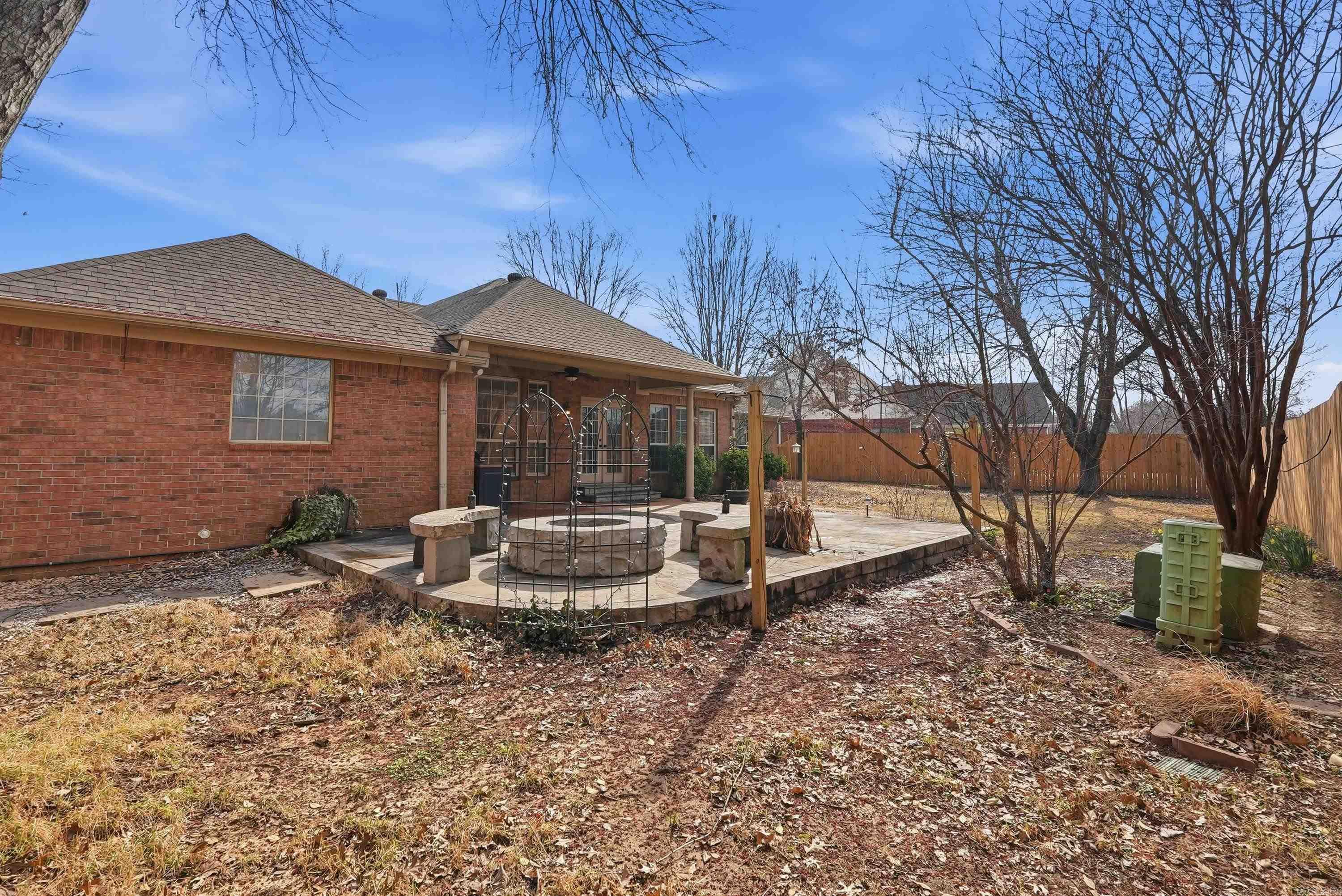 Royal Oaks - Residential