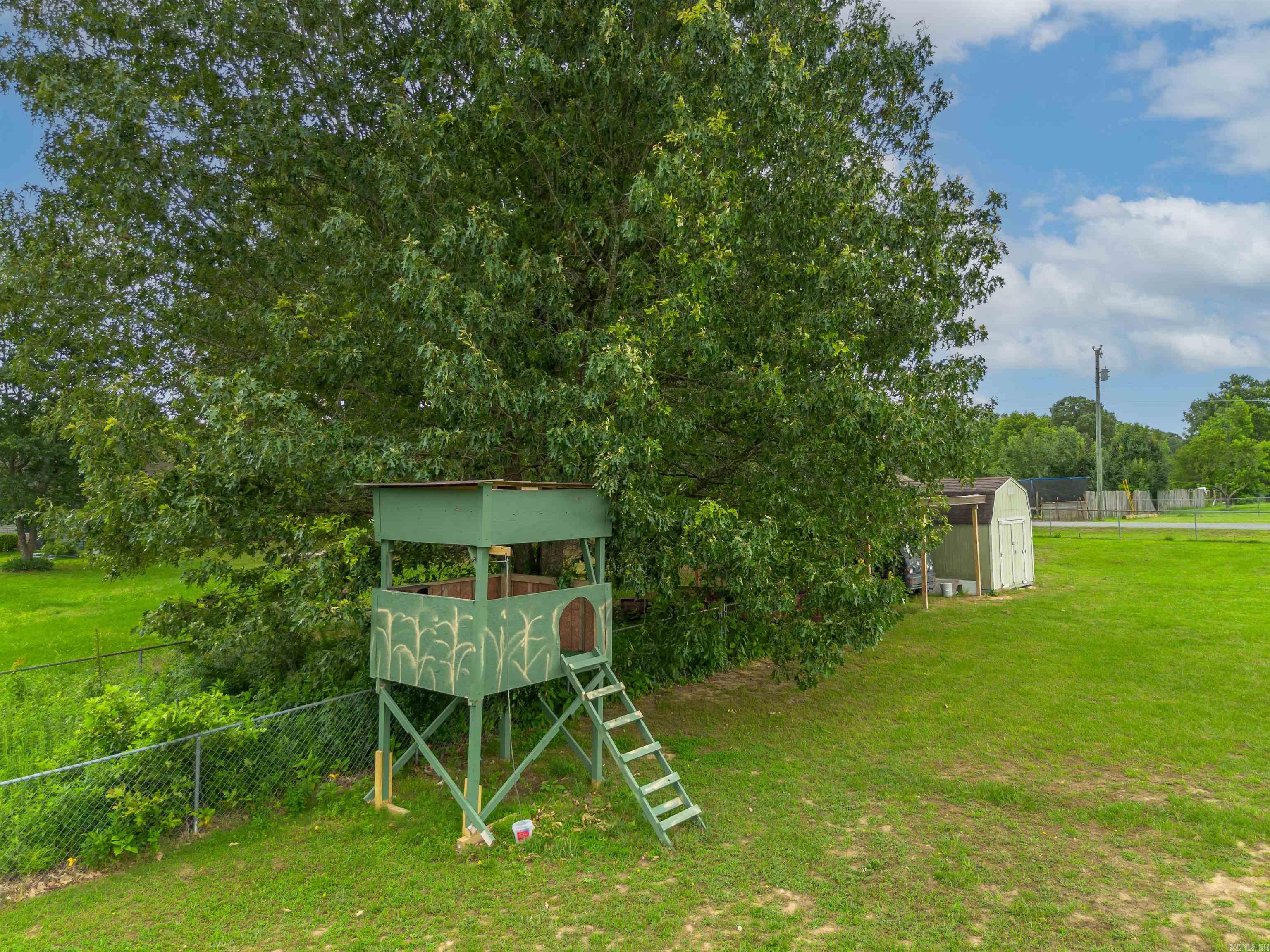 PEARL STONE ESTATES - Residential