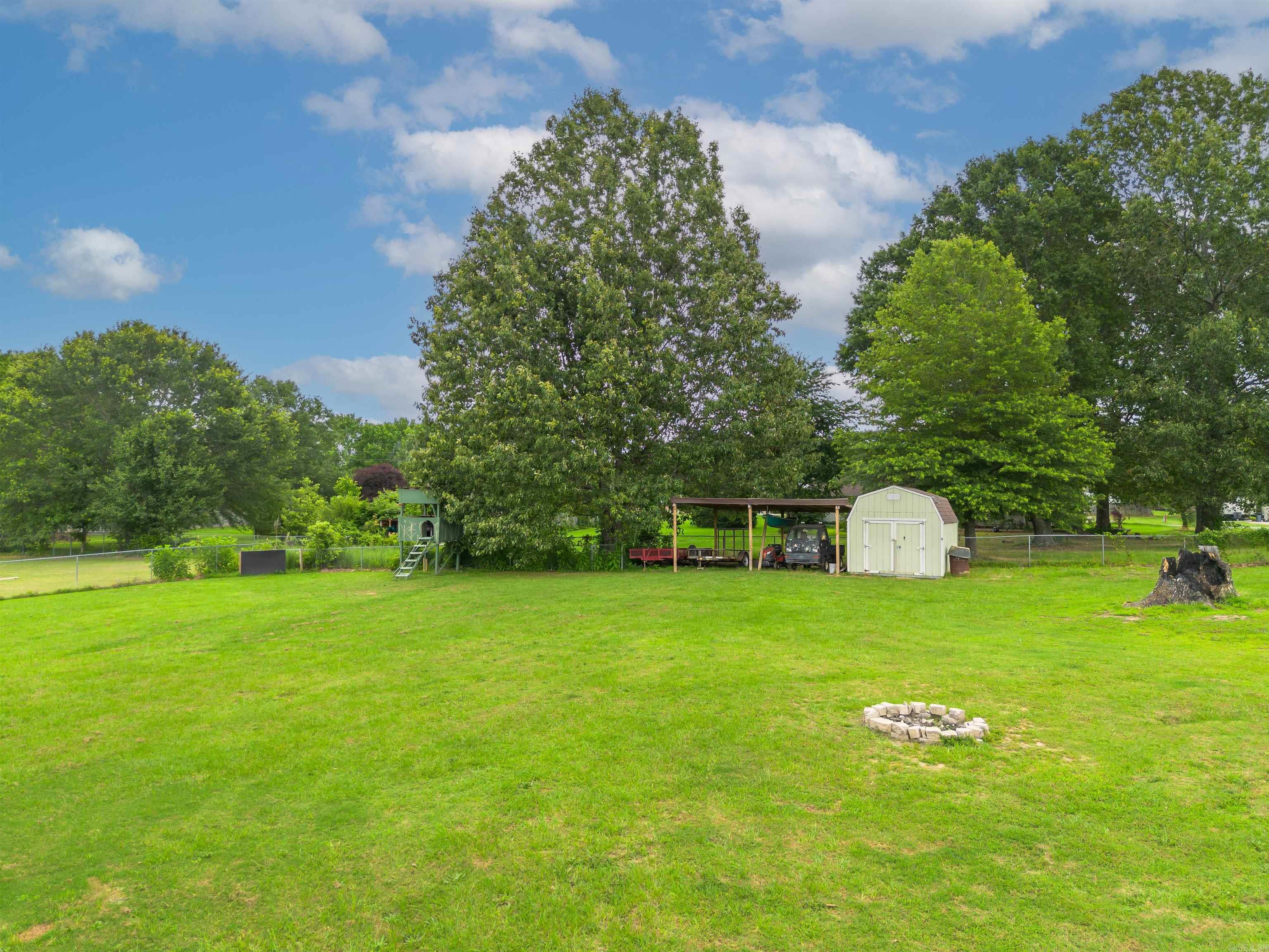 PEARL STONE ESTATES - Residential