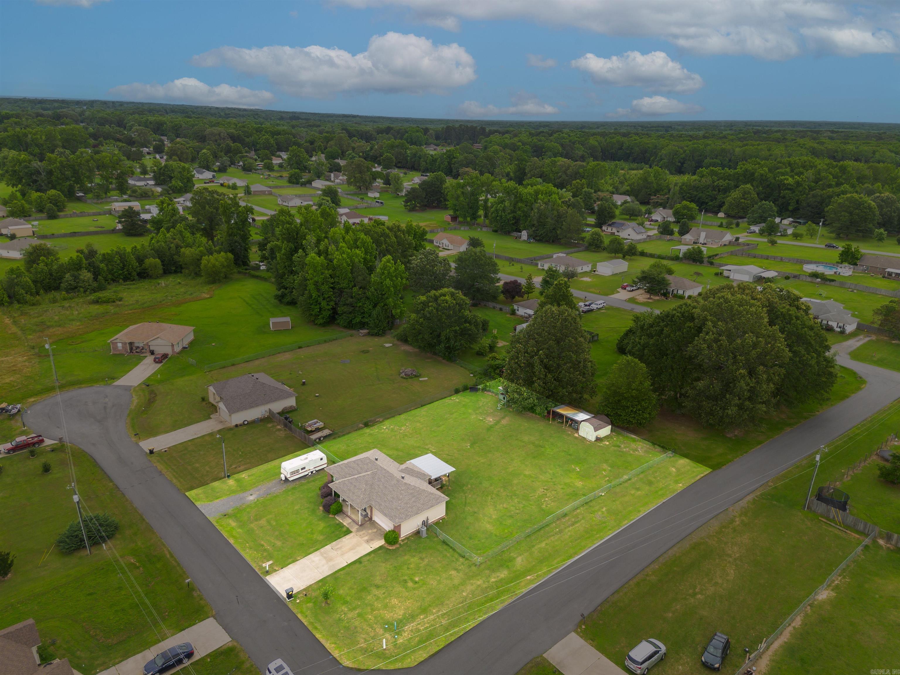 PEARL STONE ESTATES - Residential