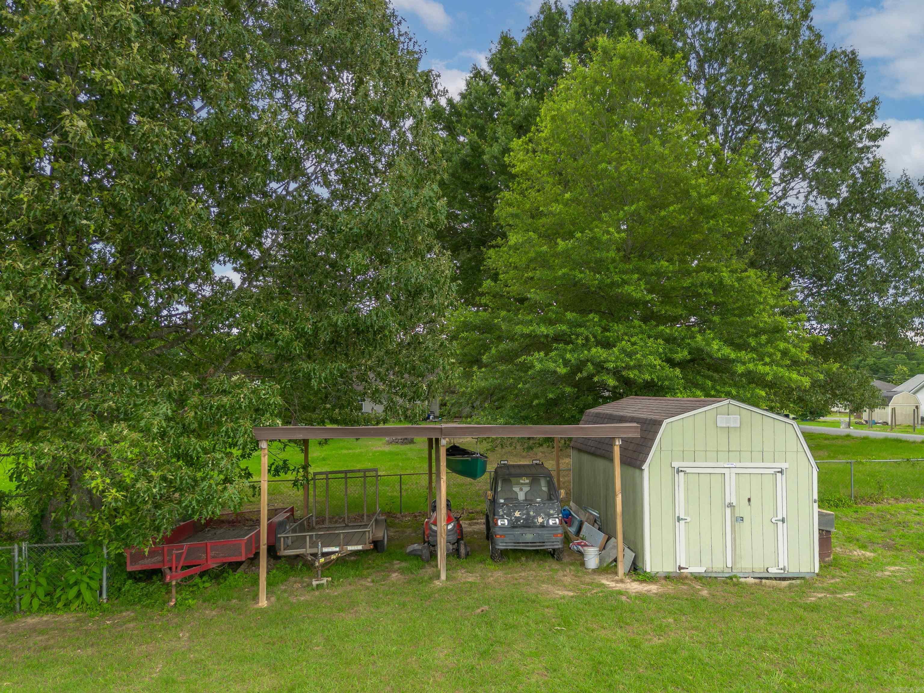 PEARL STONE ESTATES - Residential