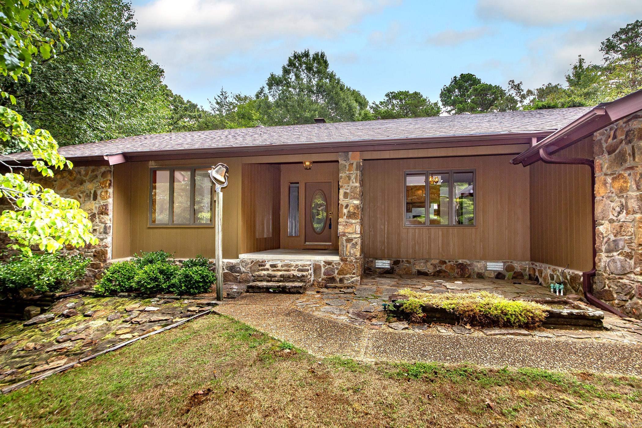 If you're looking for a solid home in Heber Springs, this is the one for you! New to the market, this one level home nestled in a wooded subdivision on the edge of town is very close to Greers Ferry Lake and two marinas! Features vaulted Great Room, beautiful rock fireplace, brand new roof and so much more! Just a great house and location for the price! Don't miss this one, call today to set up a private showing!