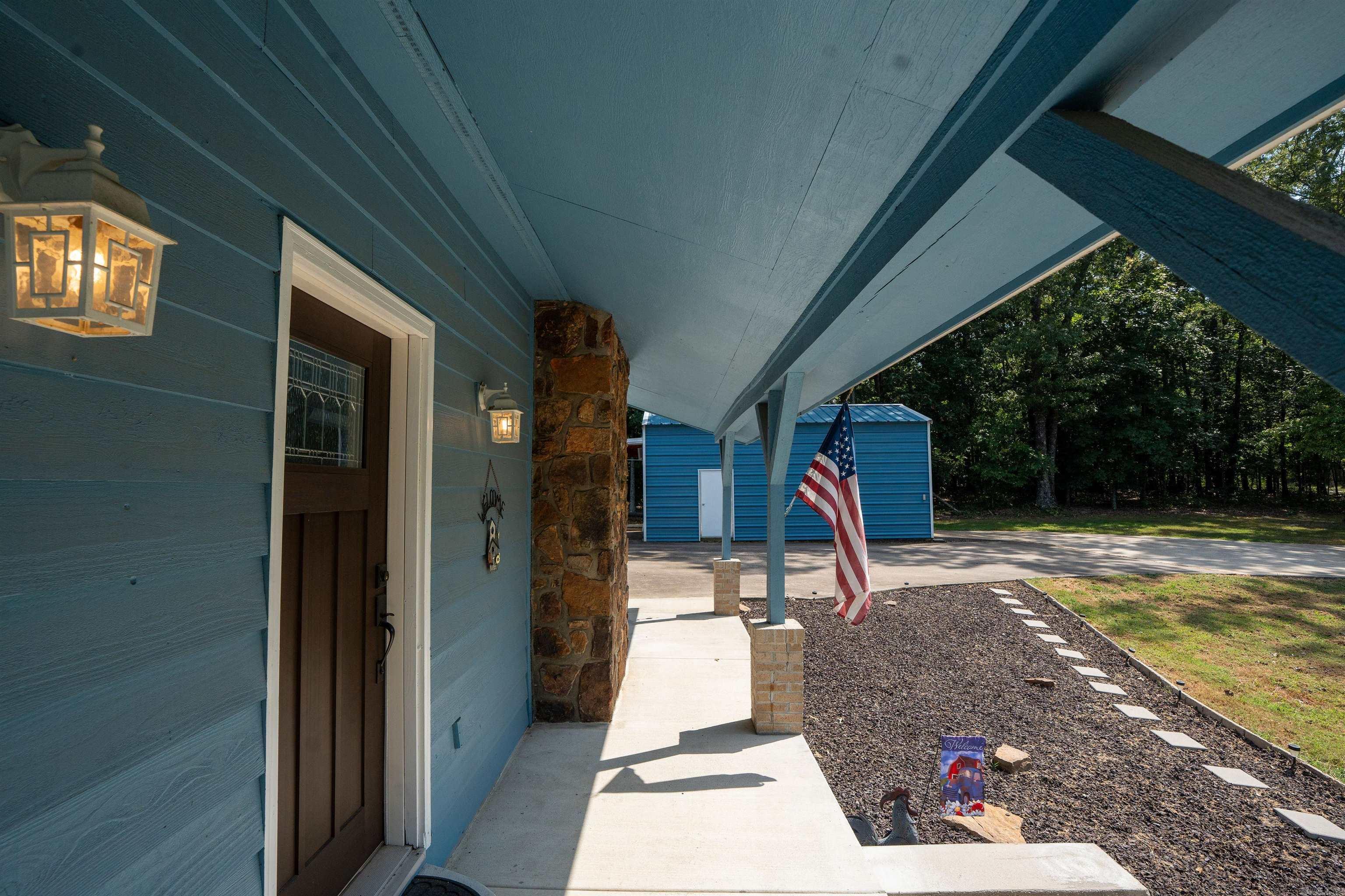 WOODLAND COVE - Residential