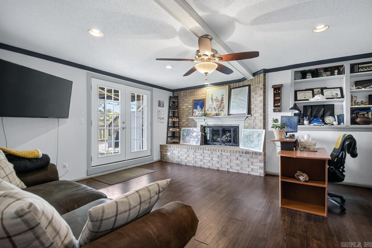 WALTON HEIGHTS - Residential