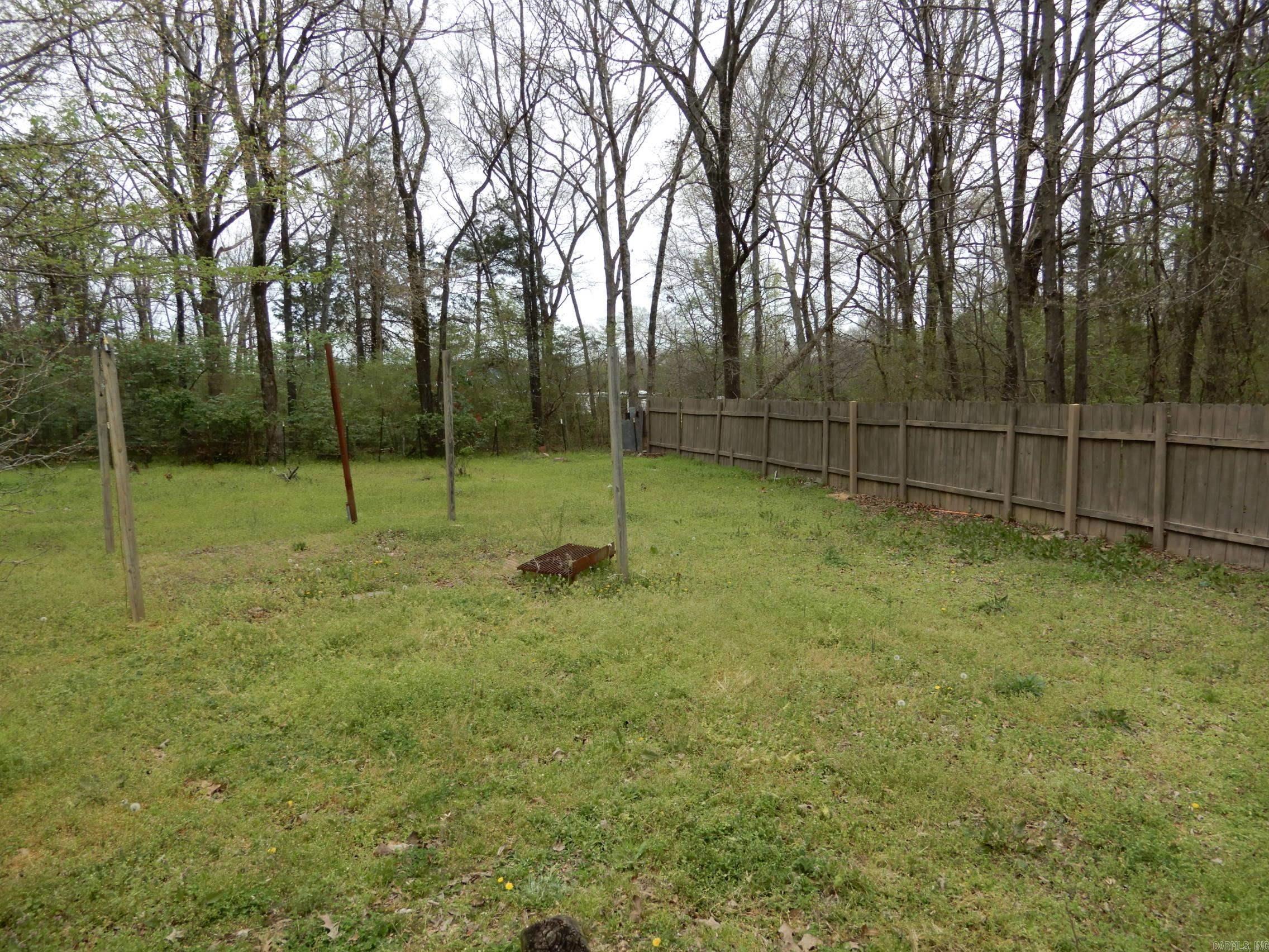 ROLLING HILLS - Residential