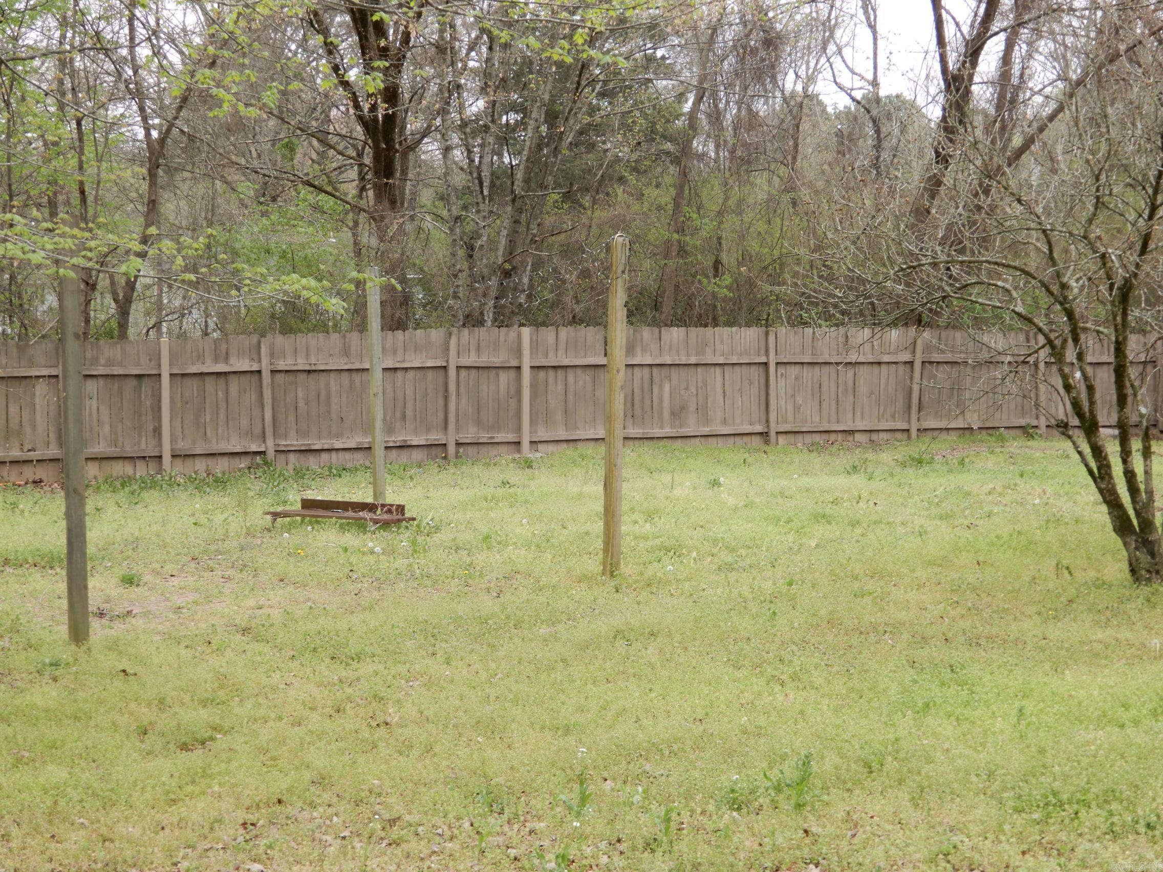 ROLLING HILLS - Residential