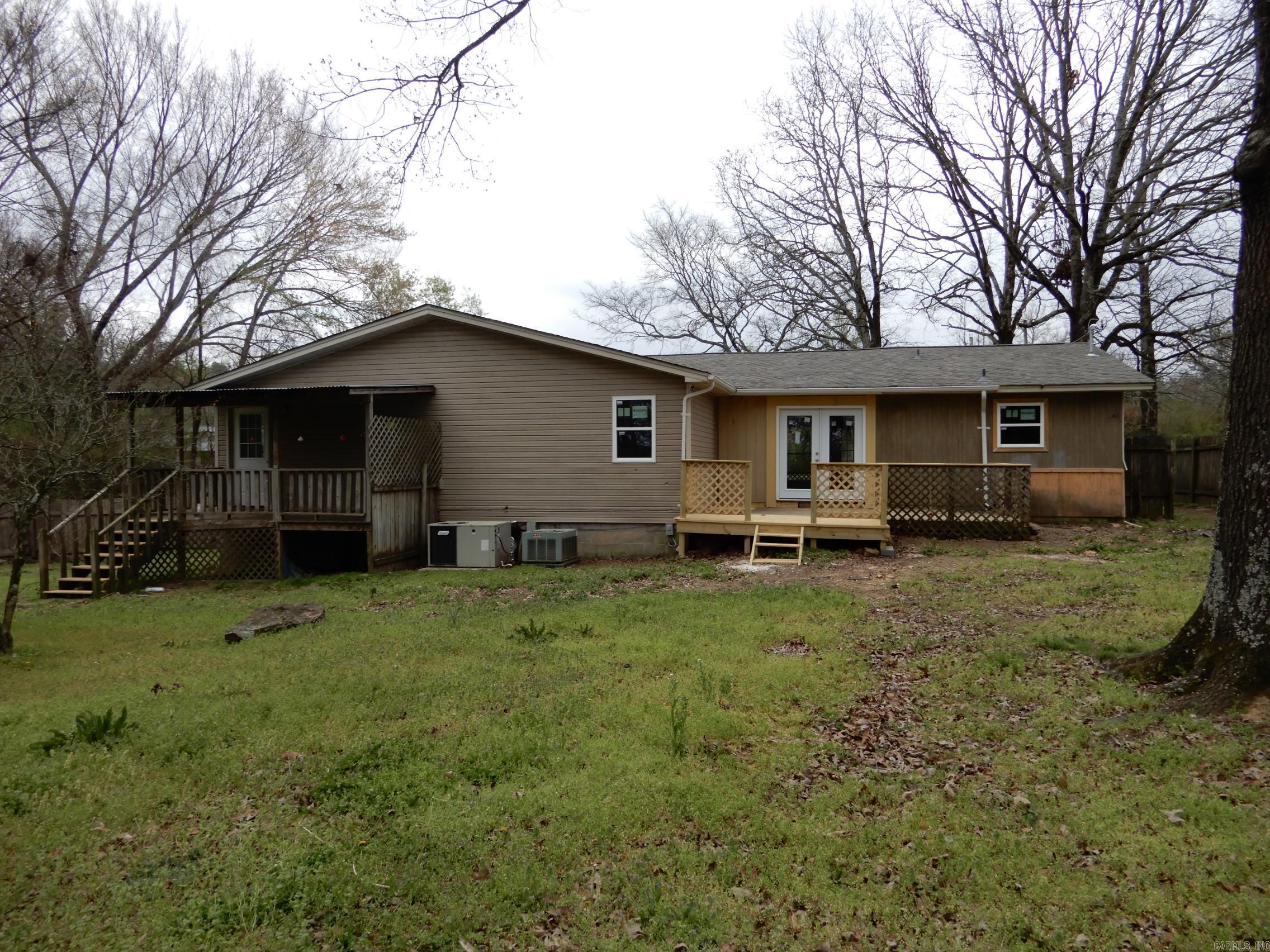 ROLLING HILLS - Residential
