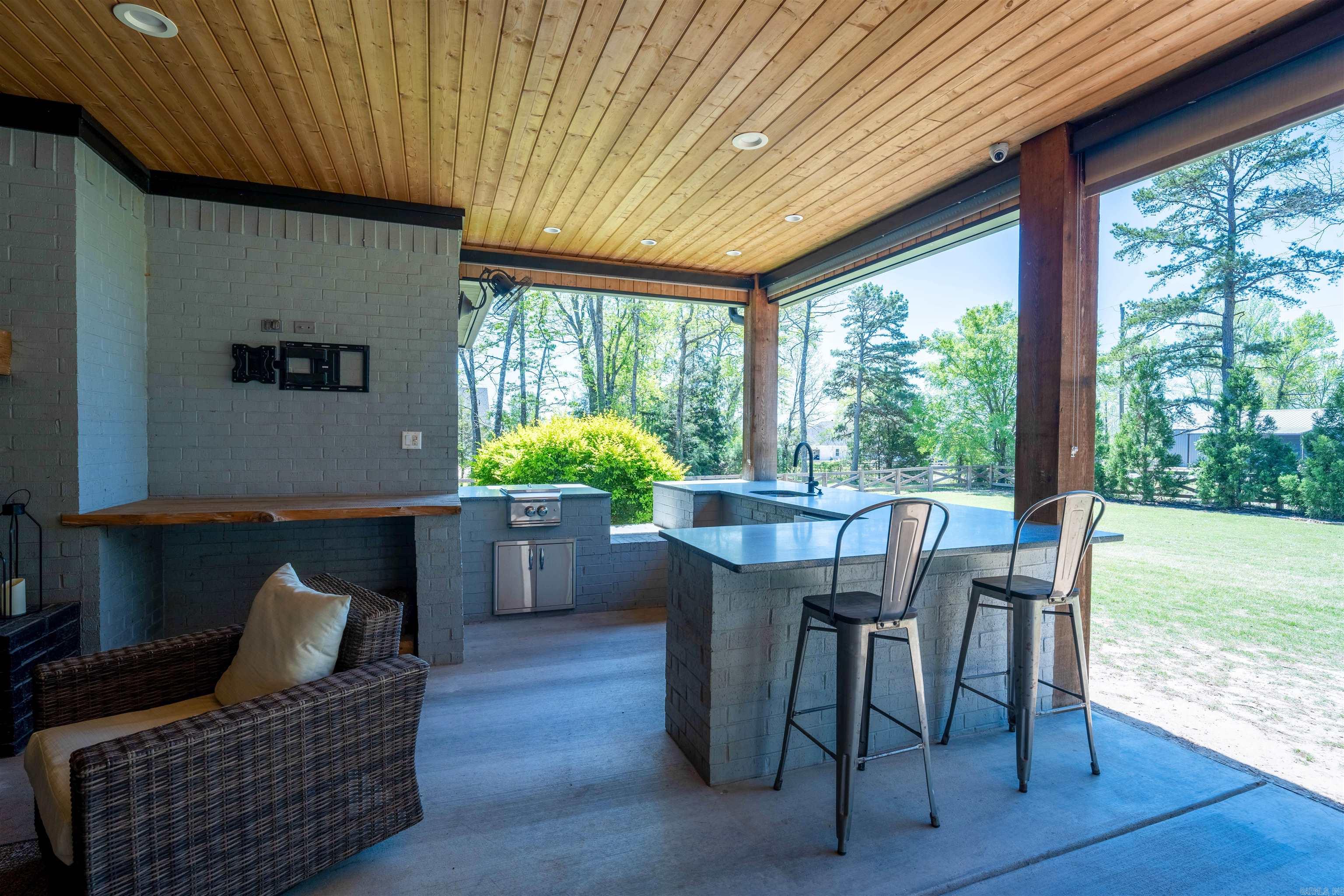 THE STABLES - Residential