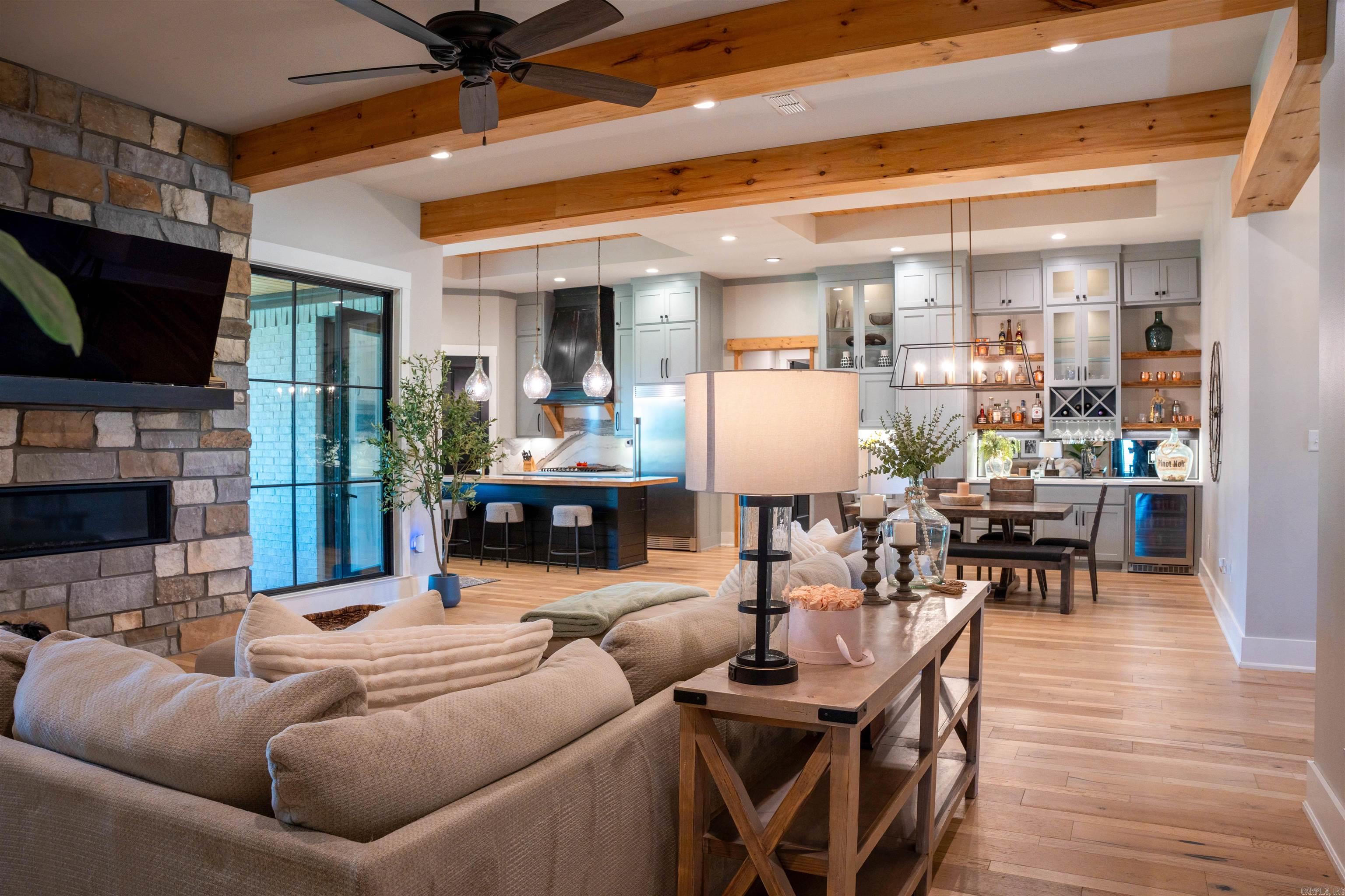 THE STABLES - Residential