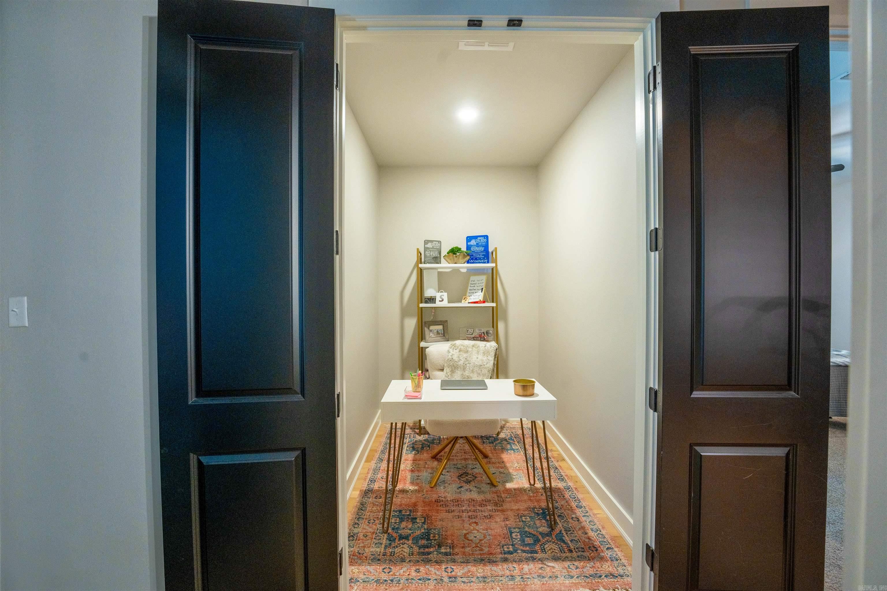 THE STABLES - Residential