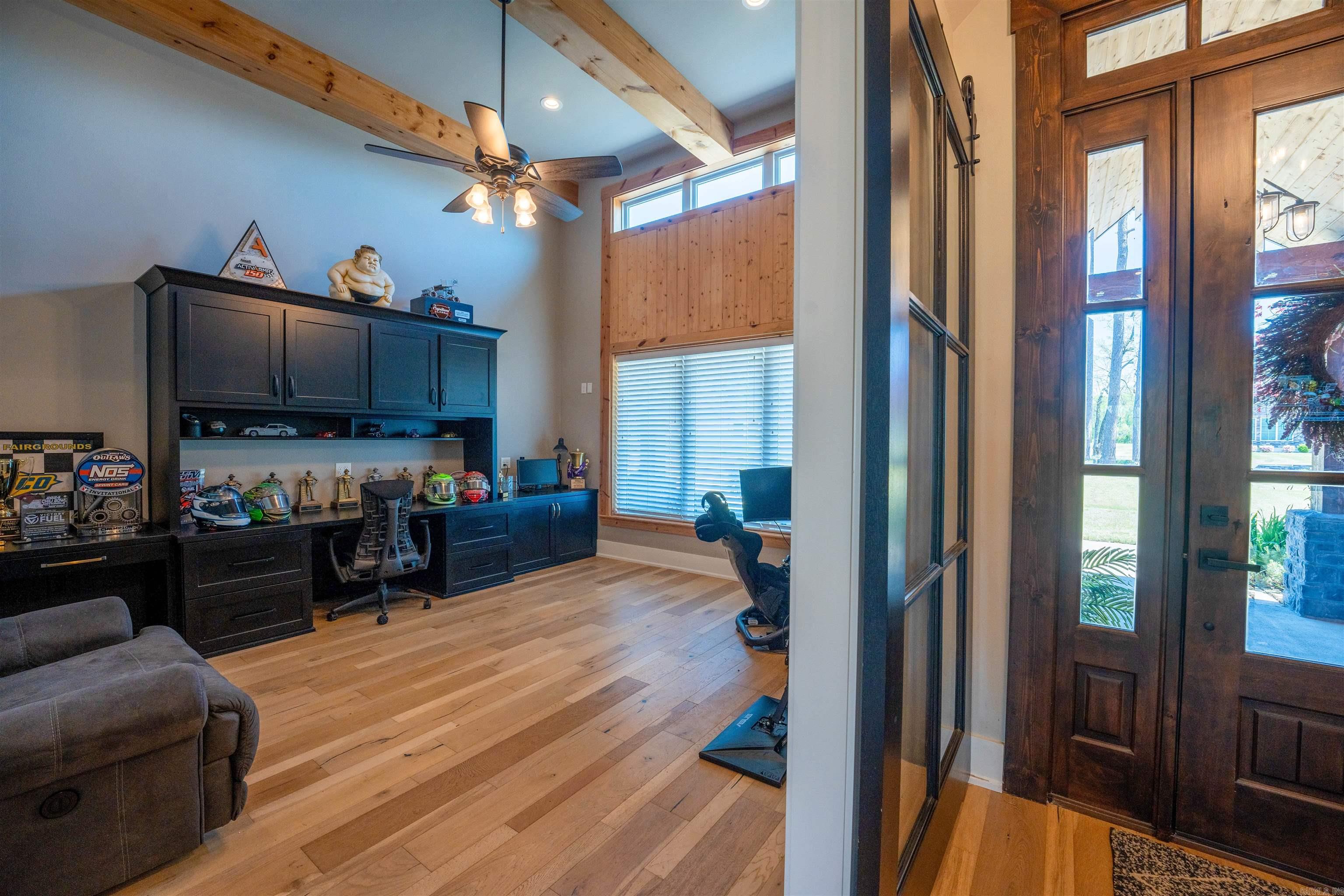 THE STABLES - Residential