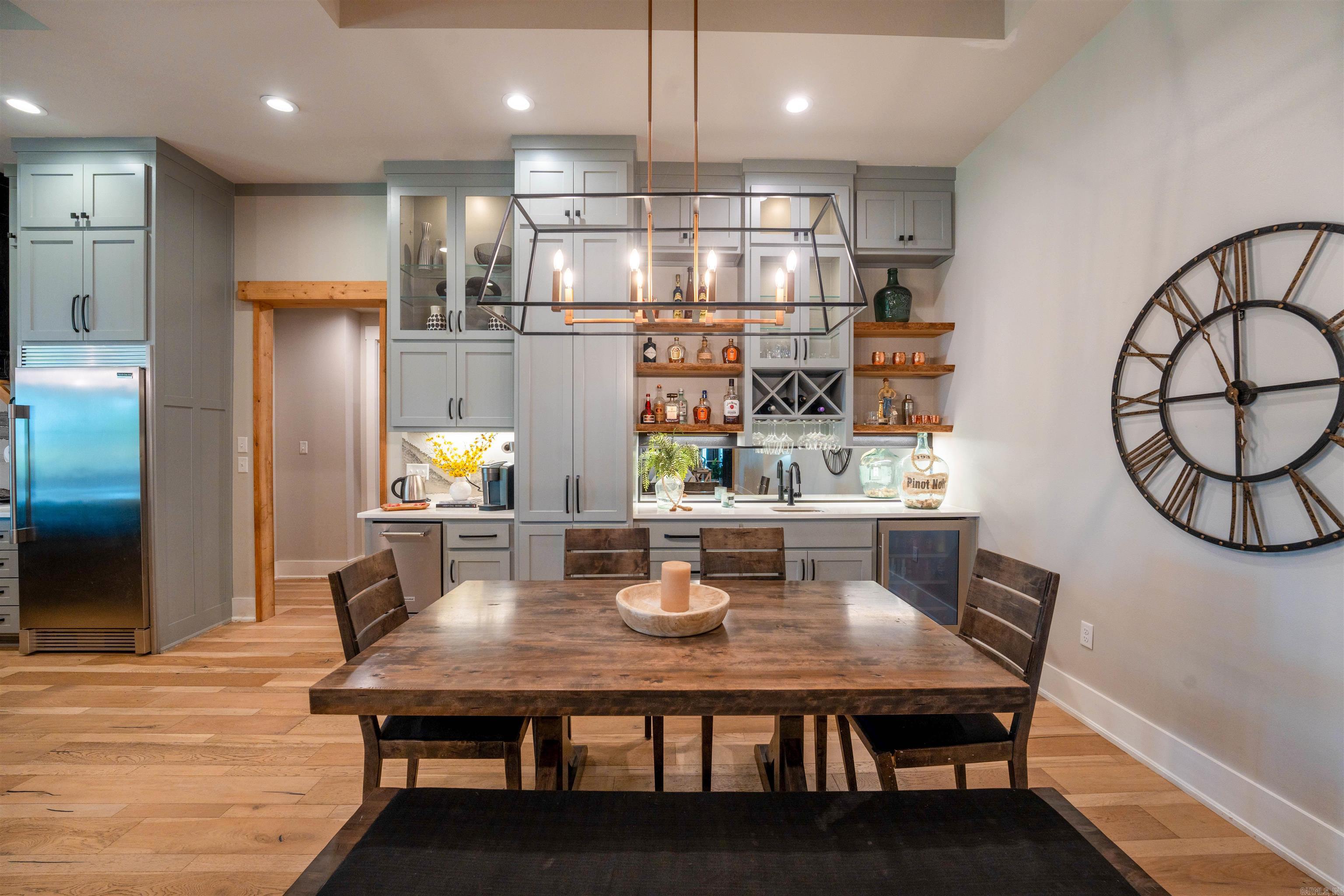 THE STABLES - Residential